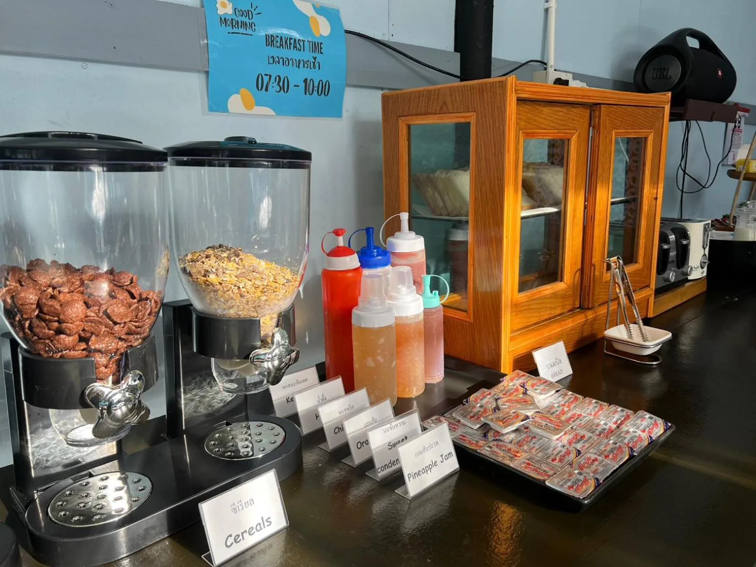 Buffet breakfast in Dong Talay Lipe Beach Resort