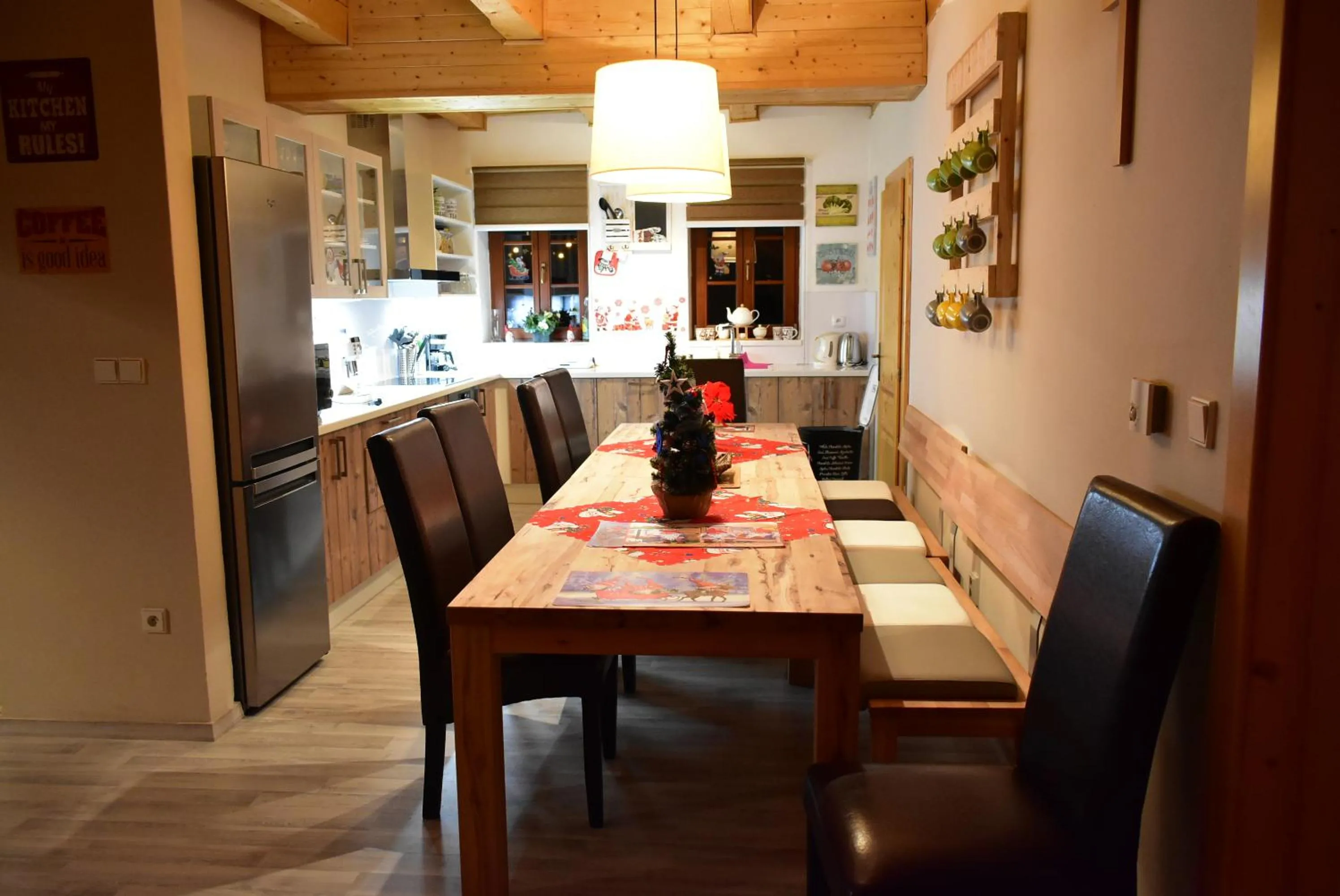Dining area in Villa Harta II MAGDA