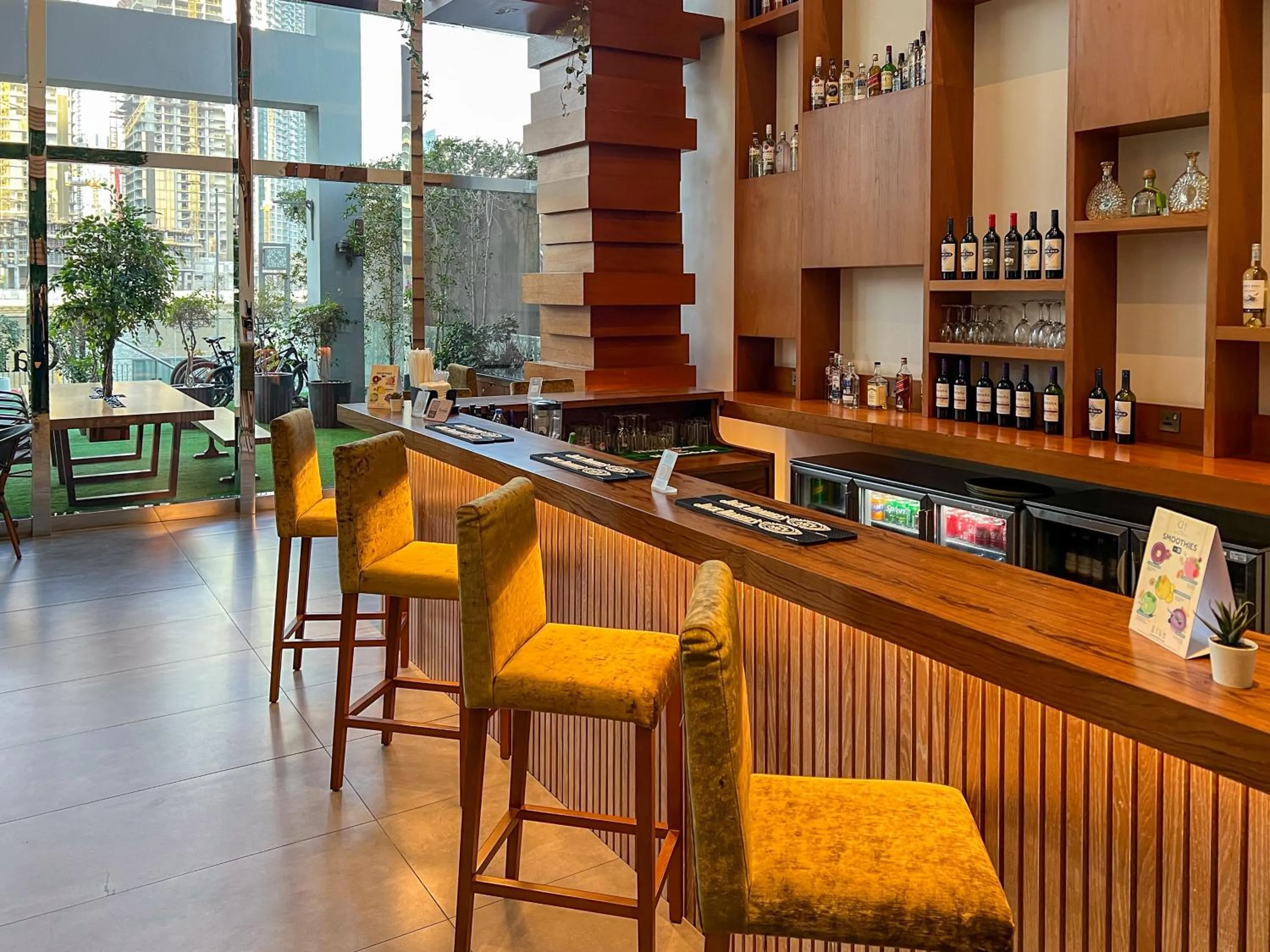 Lounge or bar in Canal Central Hotel Business Bay