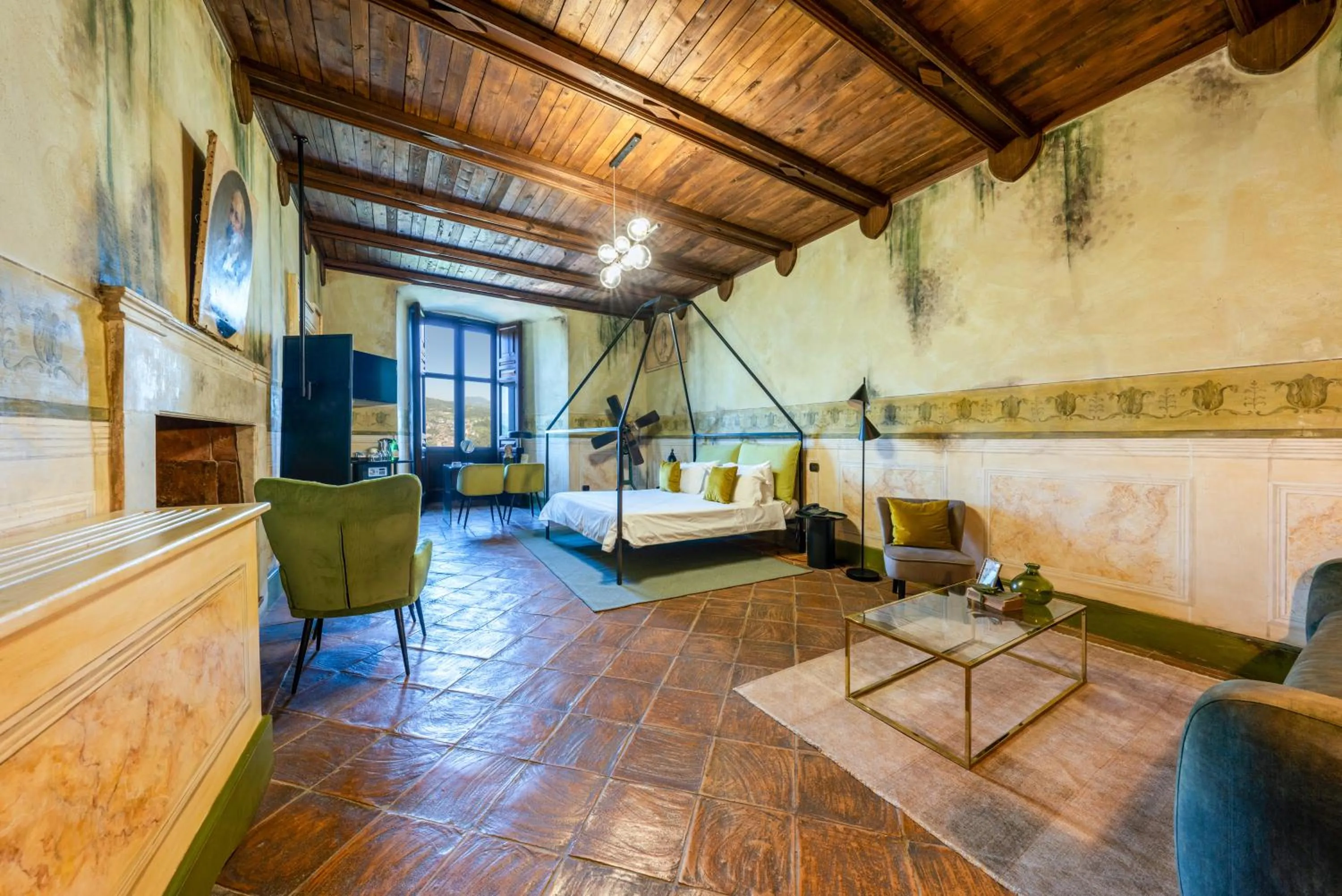 Photo of the whole room, Bed in Castello di Limatola