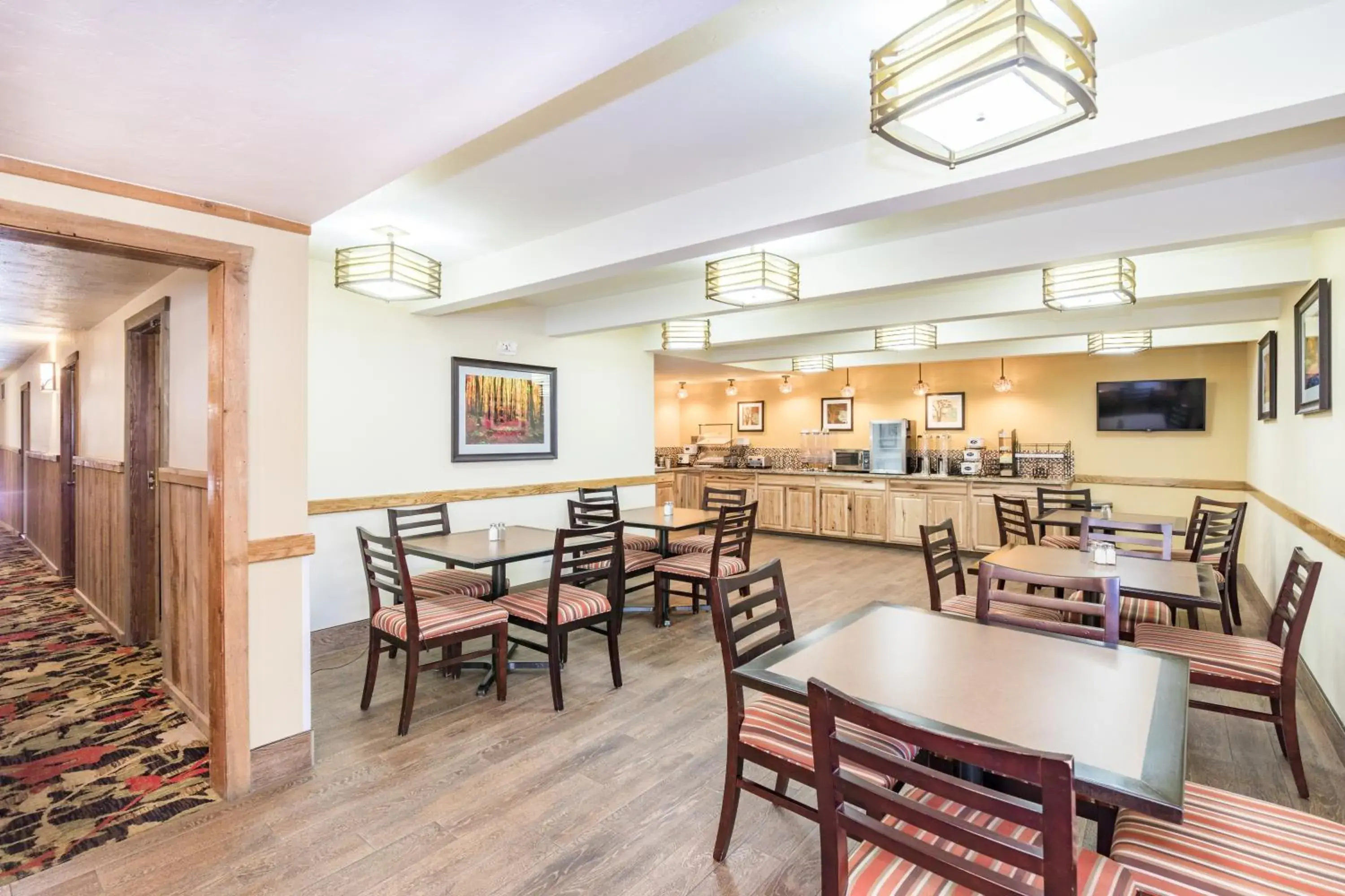 Breakfast in Teton West Motel Breakfast in Teton West Motel