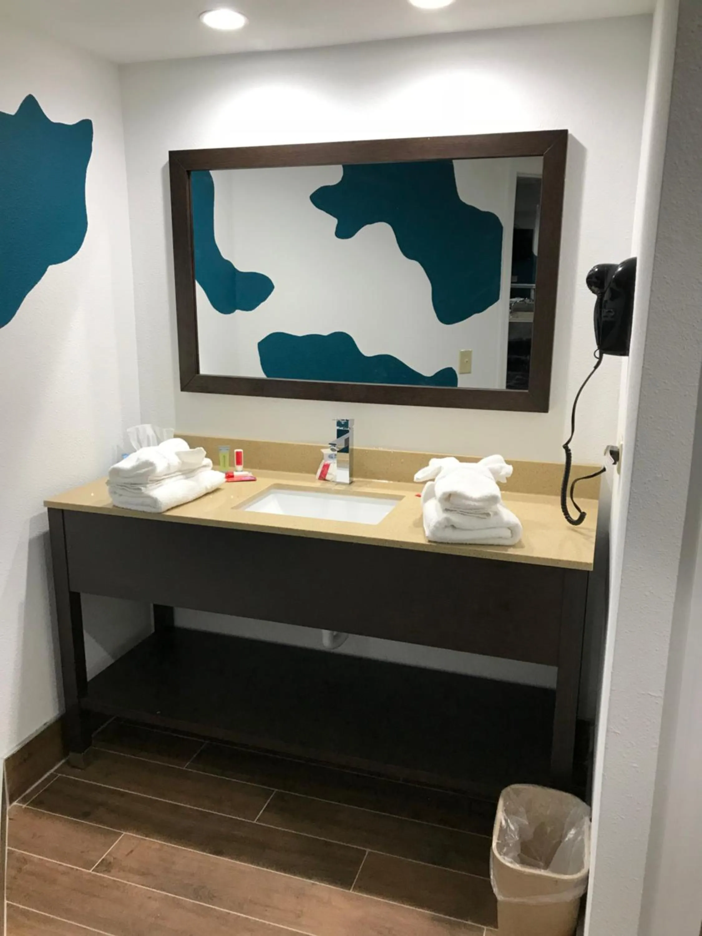 Inn of the Dove Cherry Hill - Philadelphia