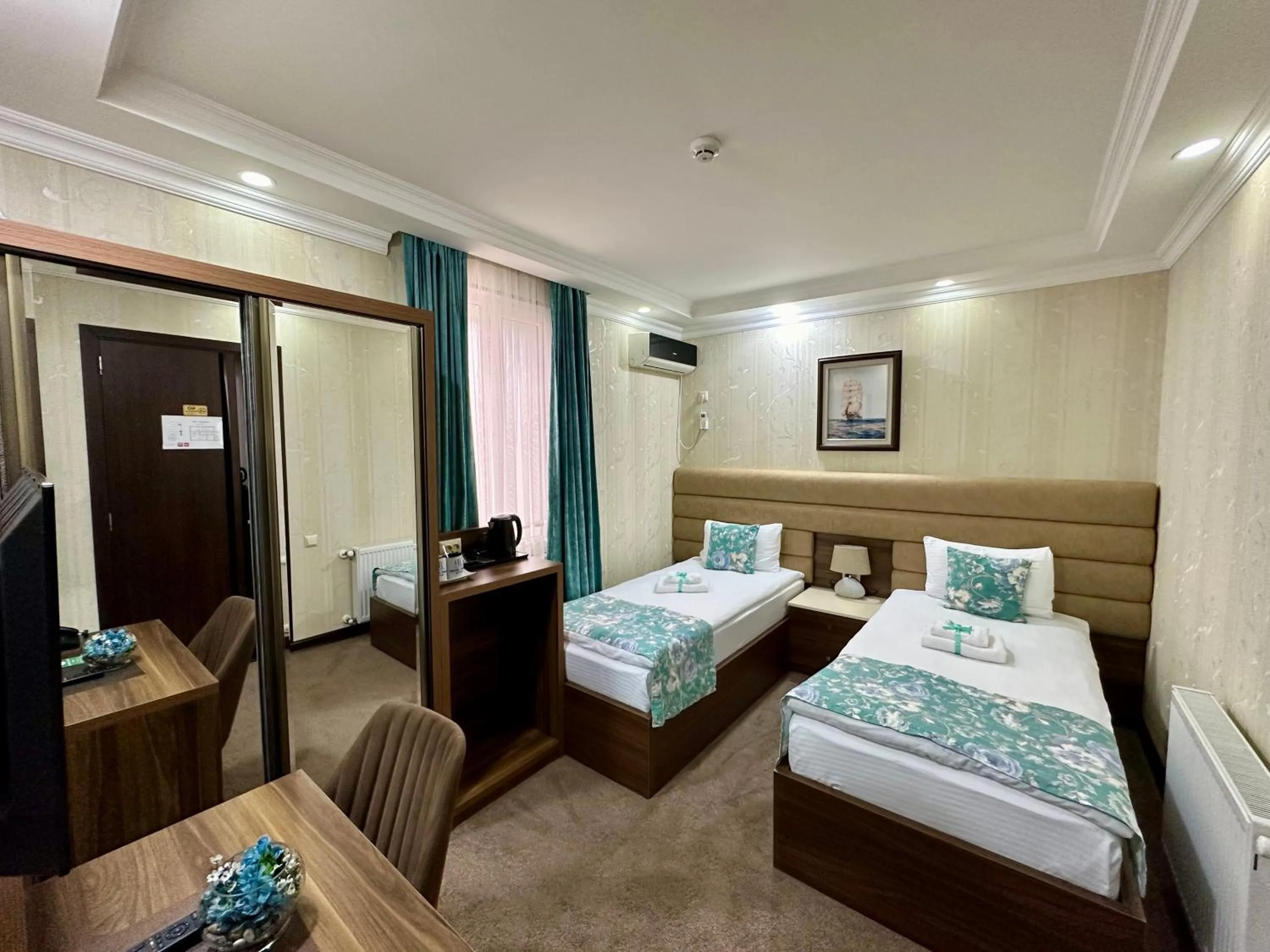 Bedroom, Bed in Hotel Park