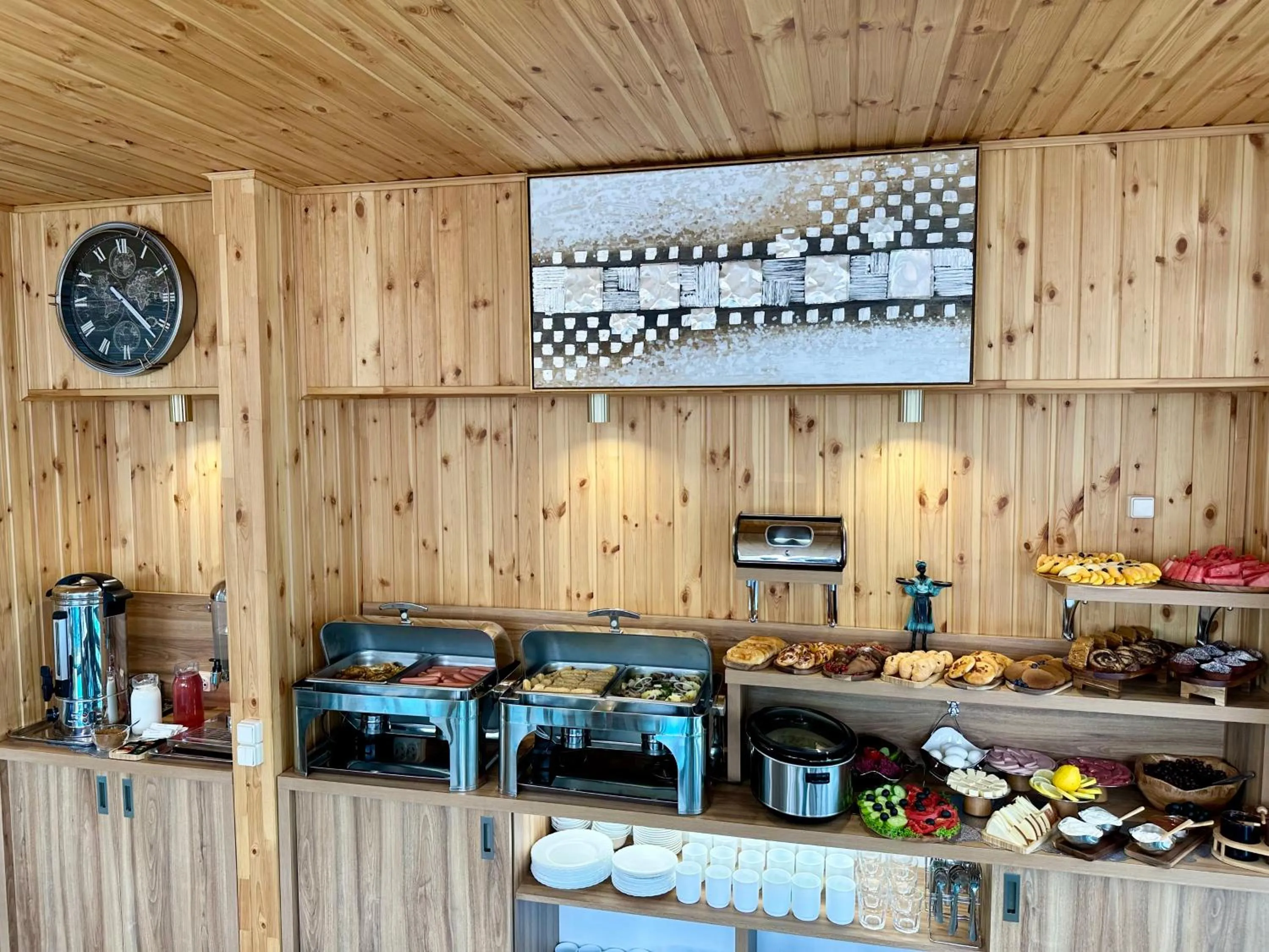 Buffet breakfast in Hotel Park