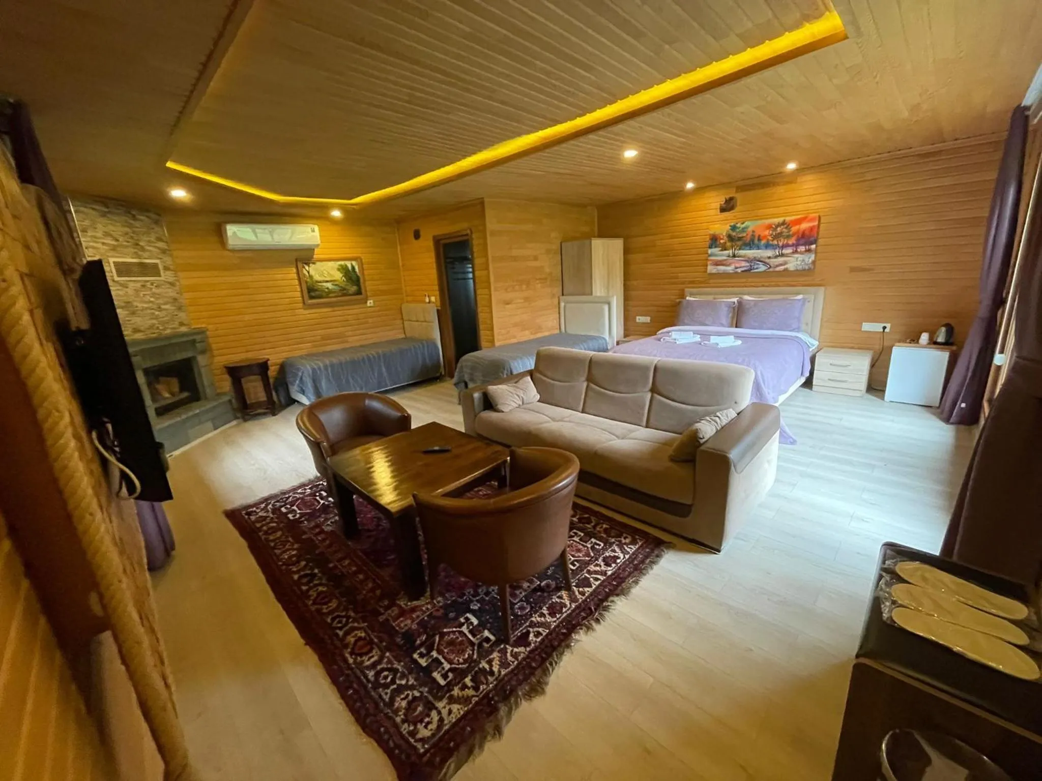 Photo of the whole room in pınar kır evi