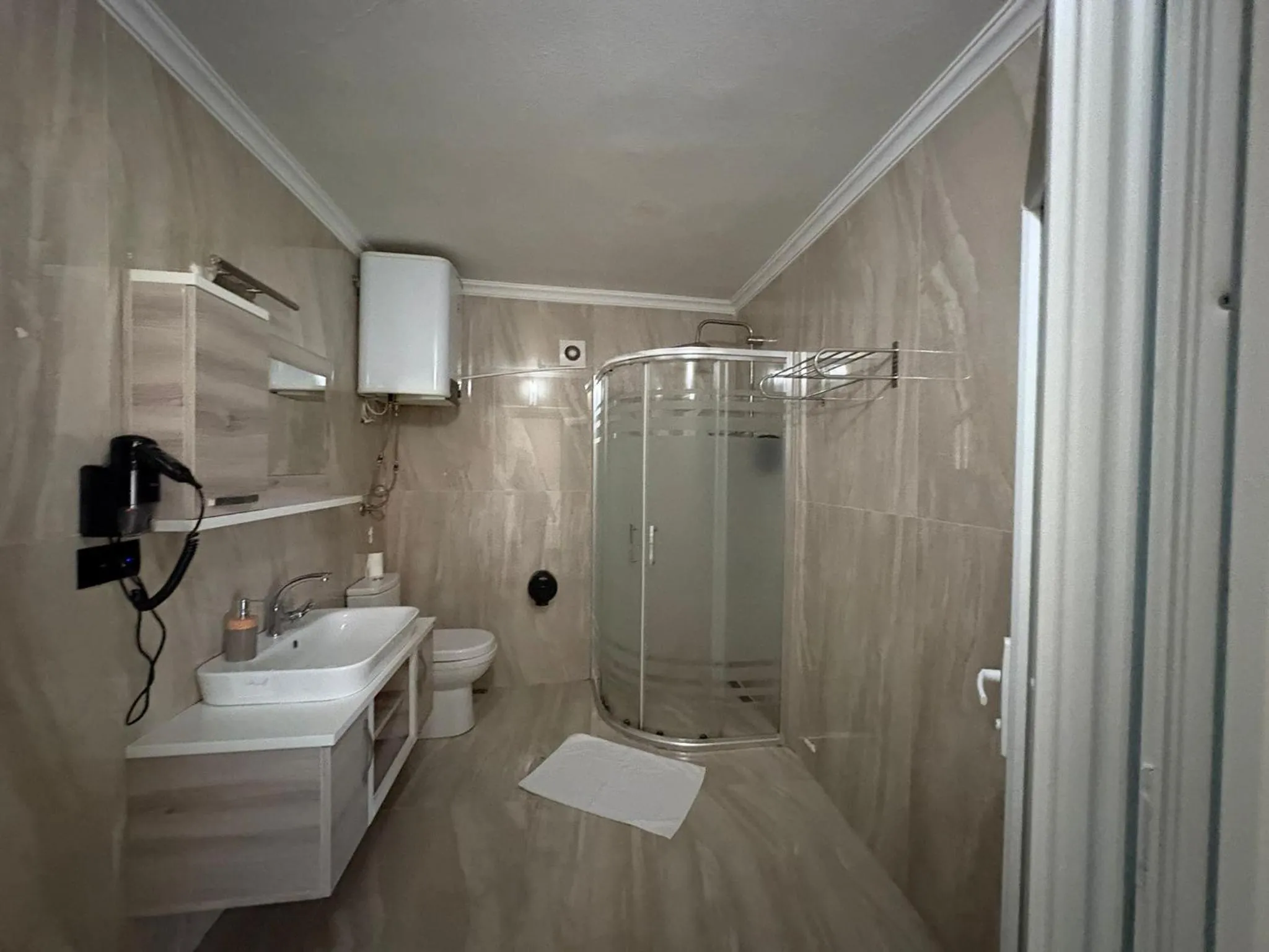 Bathroom in pınar kır evi