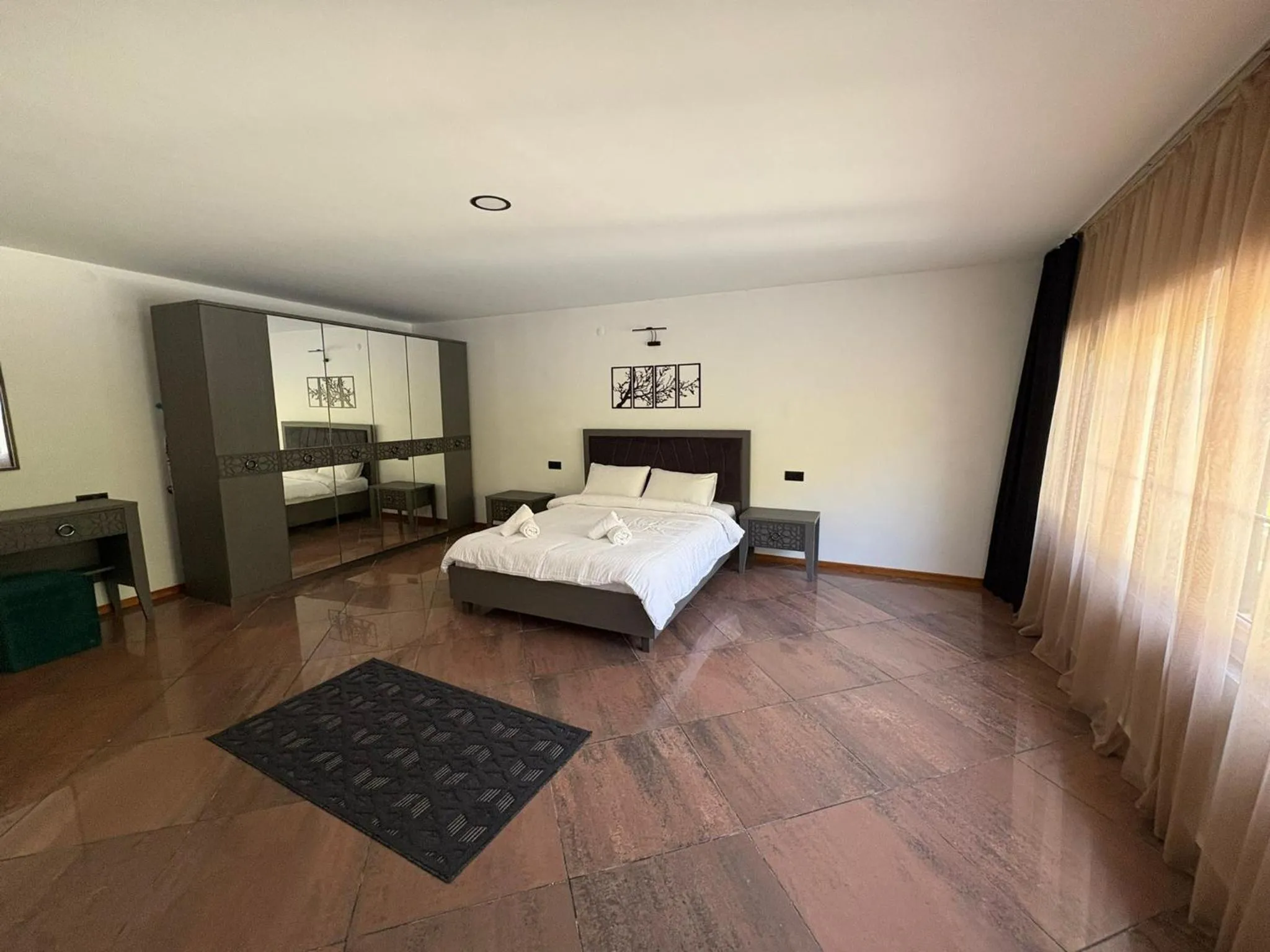 Photo of the whole room, Bed in pınar kır evi