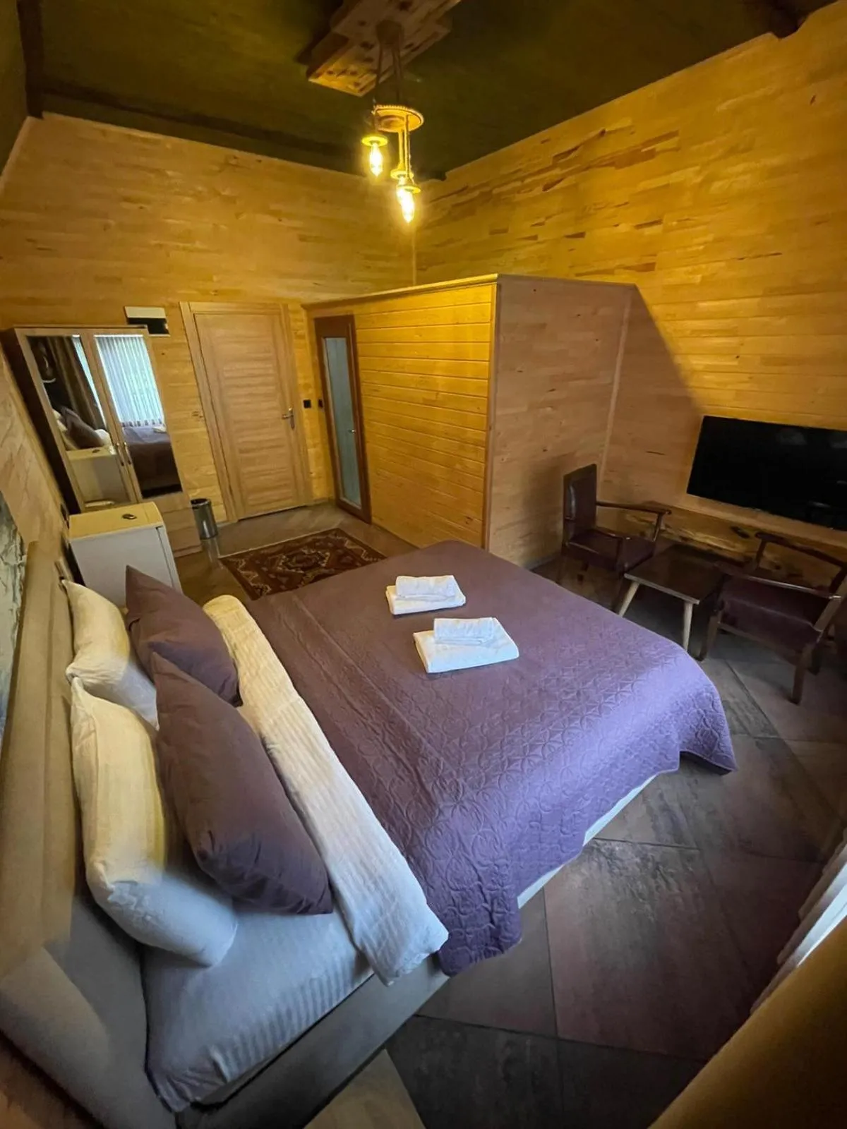 Photo of the whole room, Bed in pınar kır evi