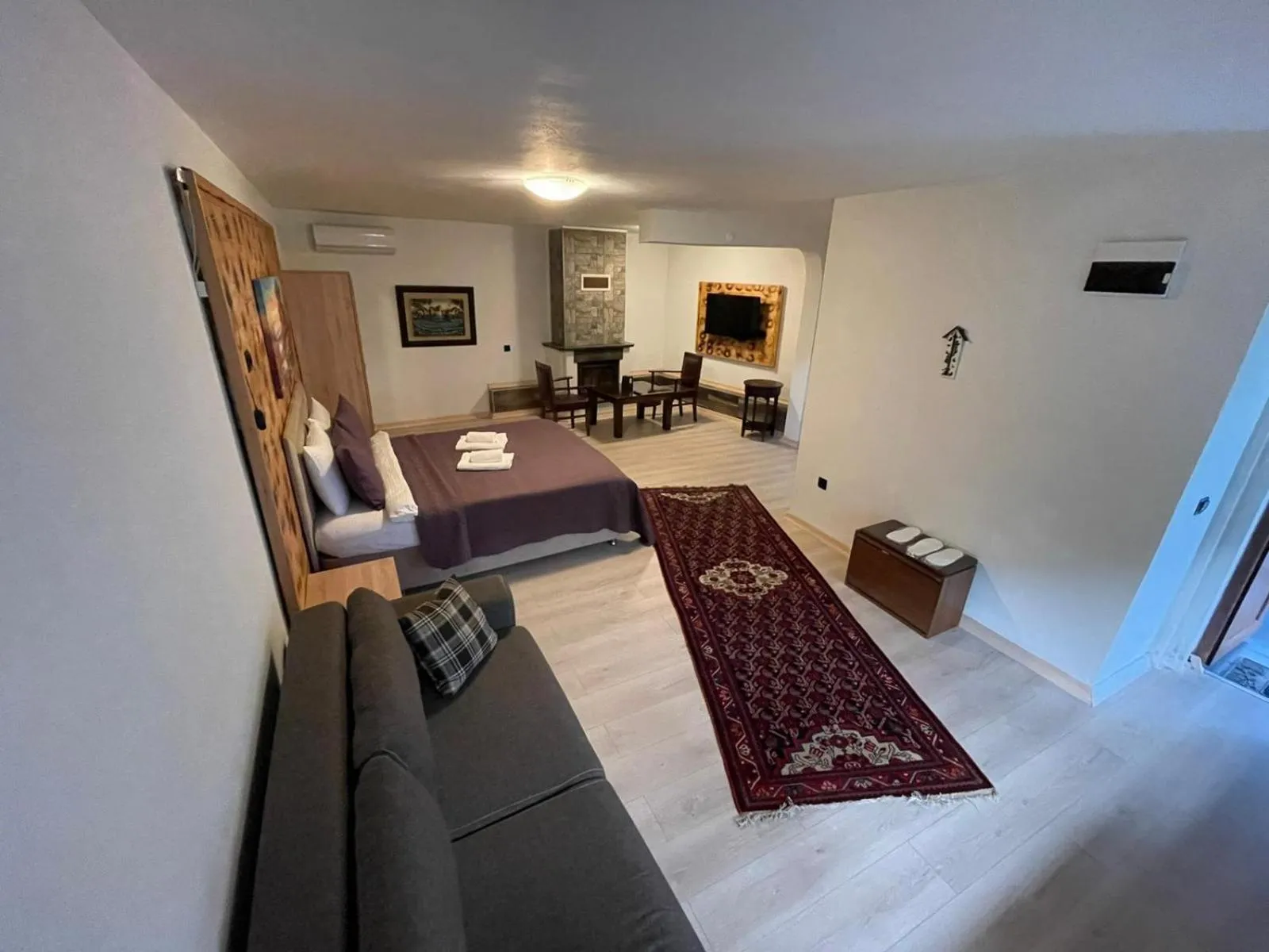 Photo of the whole room in pınar kır evi