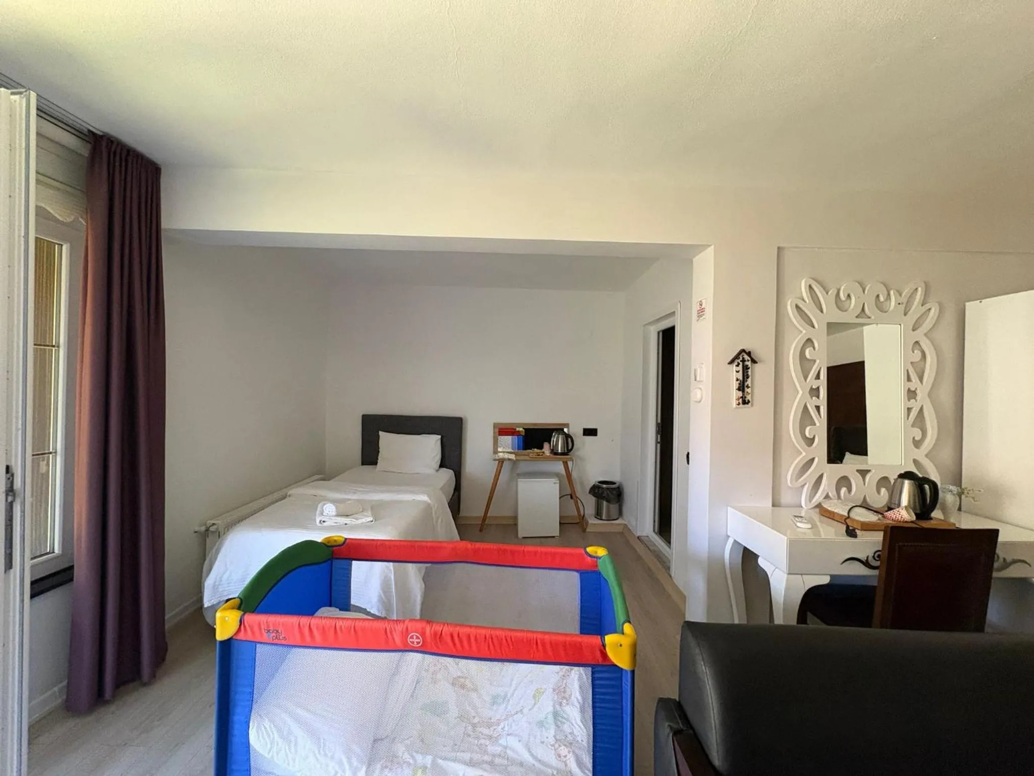 Photo of the whole room, Bed in pınar kır evi