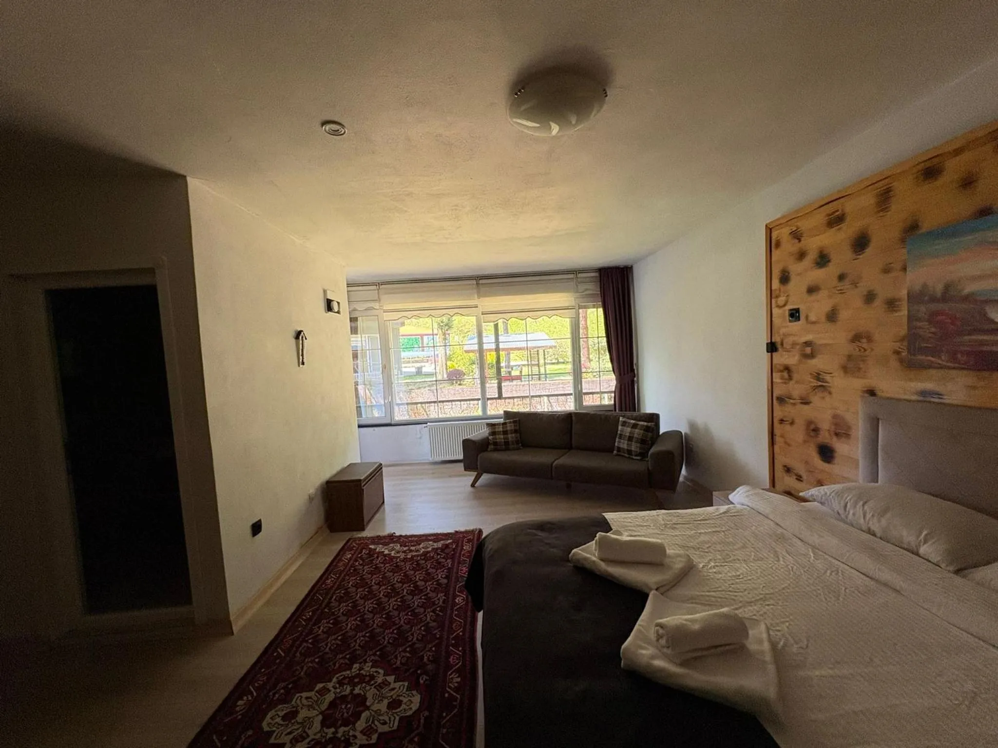 Photo of the whole room, Bed in pınar kır evi