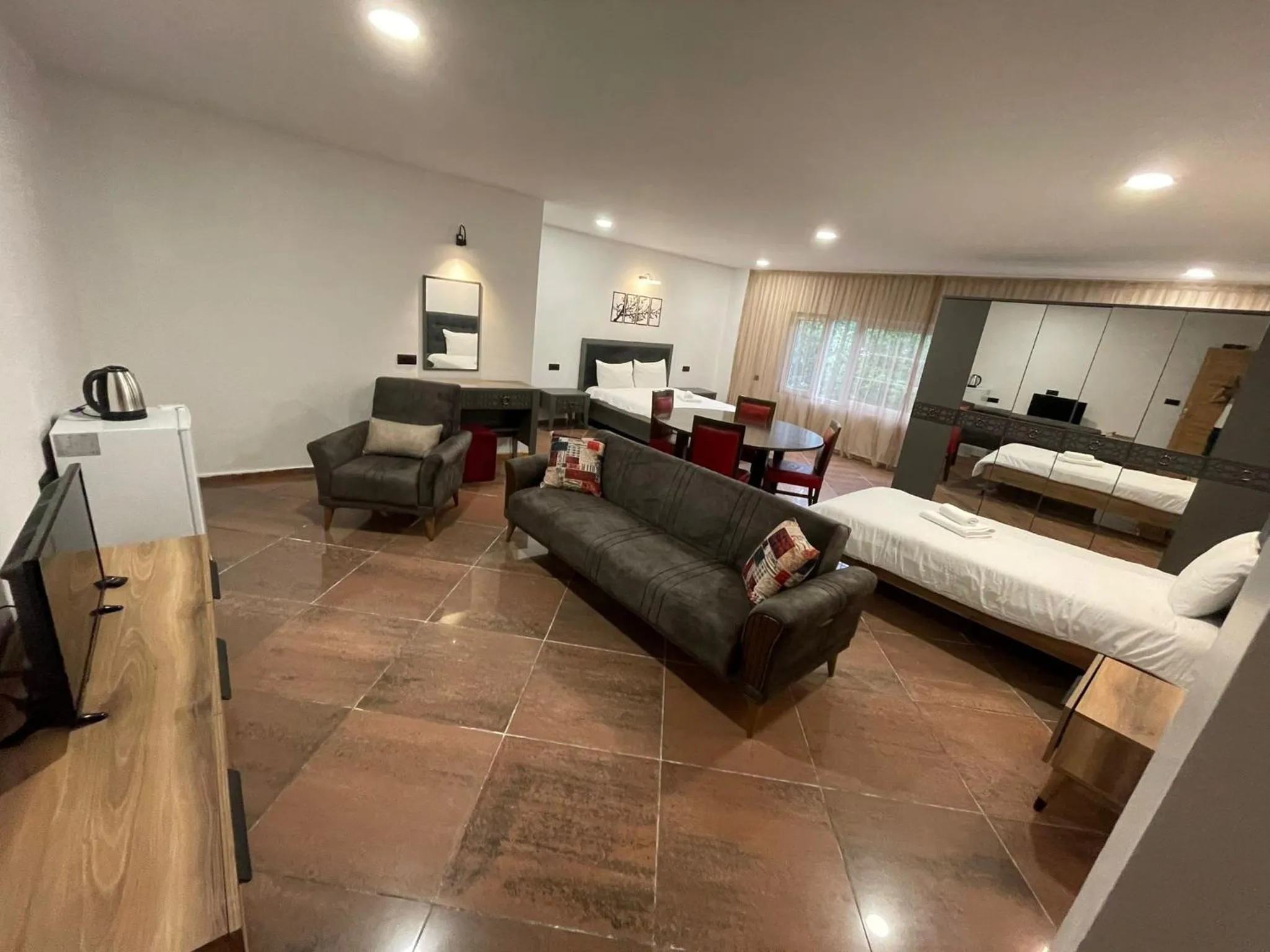 Photo of the whole room, Bed in pınar kır evi