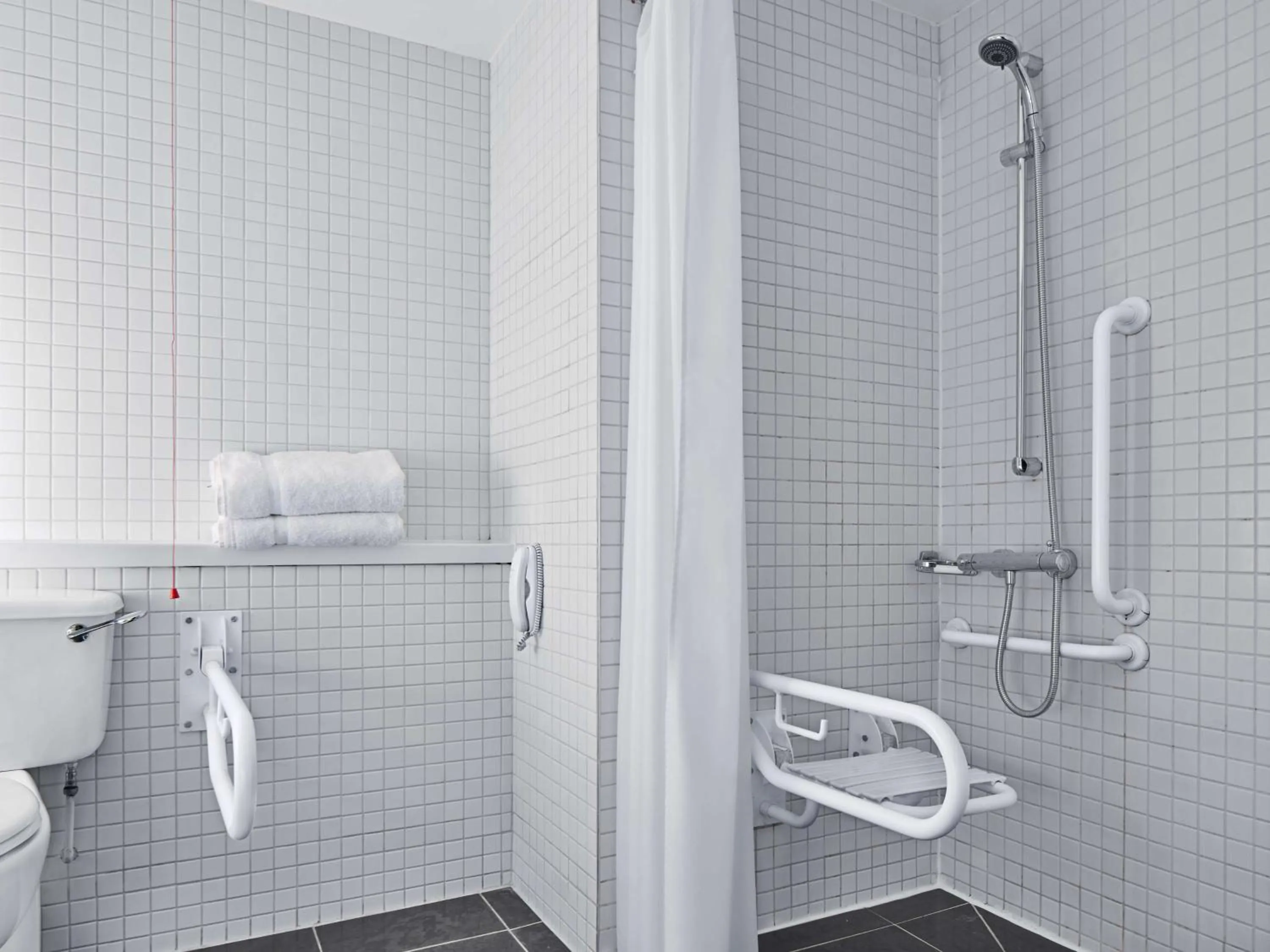 Bathroom in Radisson Blu Hotel, Birmingham