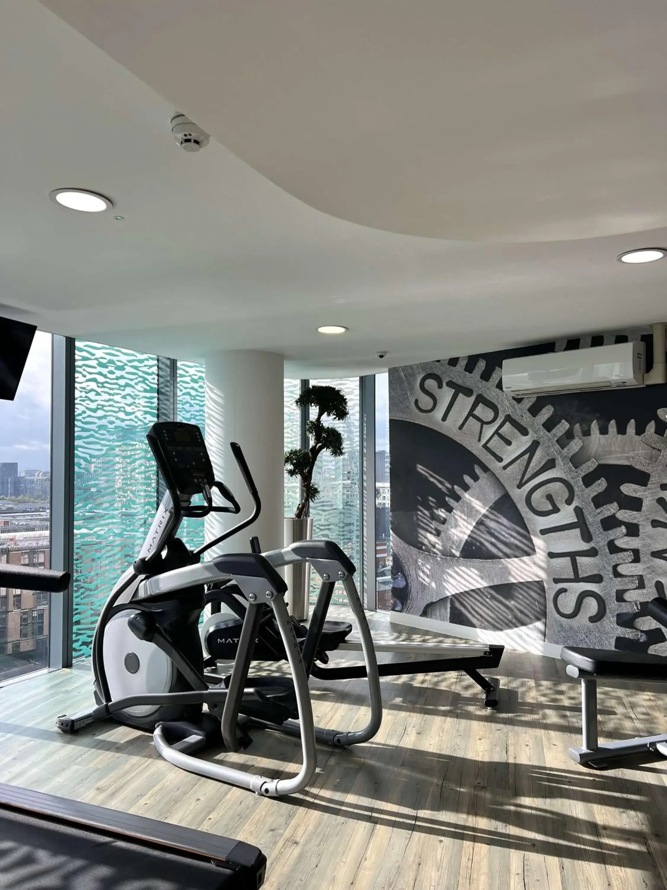 Fitness centre/facilities in Radisson Blu Hotel, Birmingham Fitness centre/facilities in Radisson Blu Hotel, Birmingham