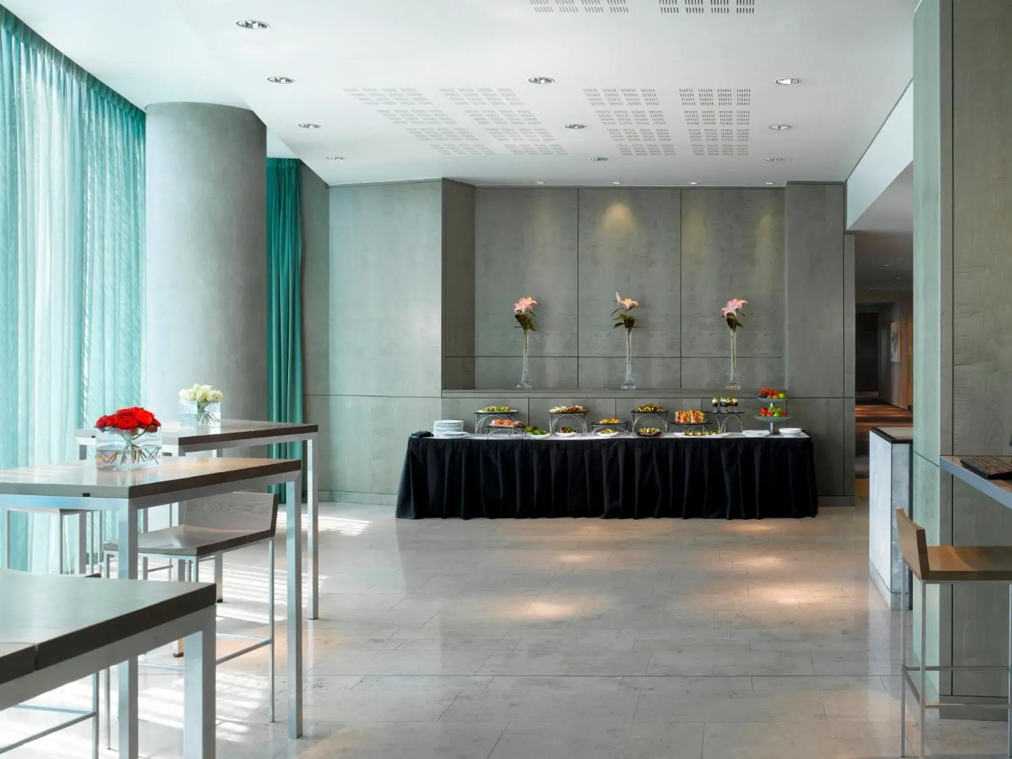 Restaurant/places to eat in Radisson Blu Hotel, Birmingham Restaurant/places to eat in Radisson Blu Hotel, Birmingham