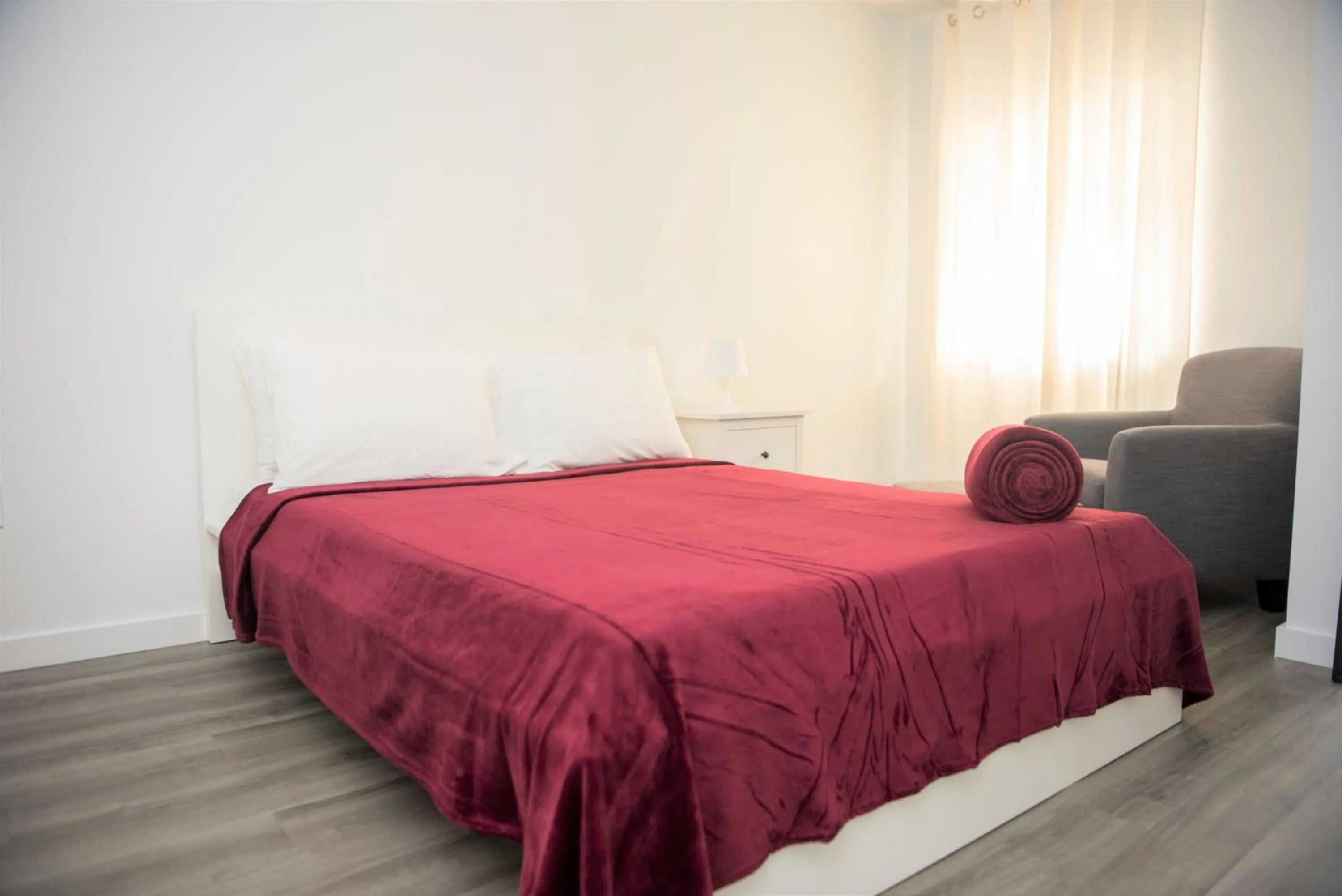 12th & Ocean Suites by LuxUrban