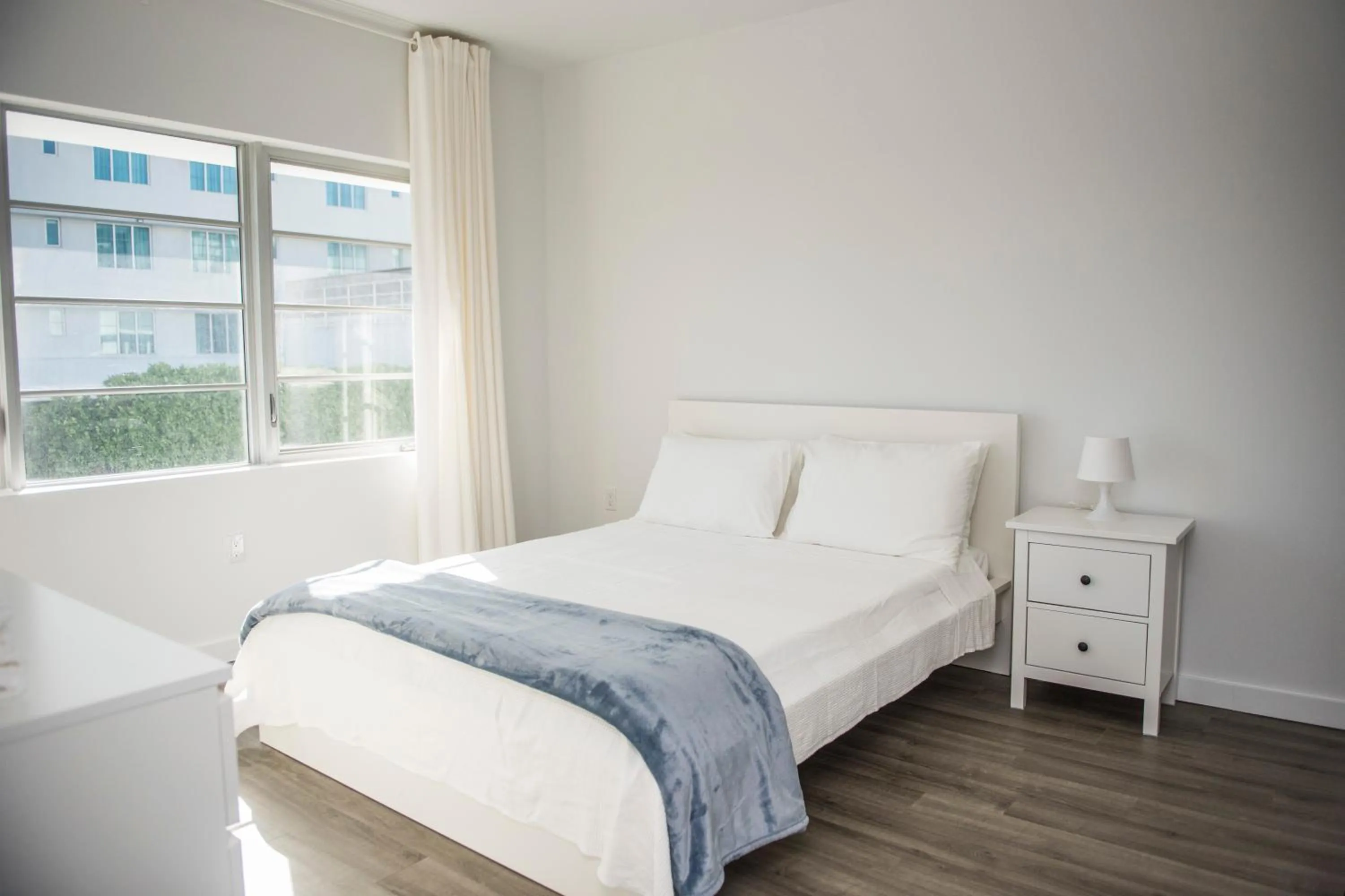 12th & Ocean Suites by LuxUrban