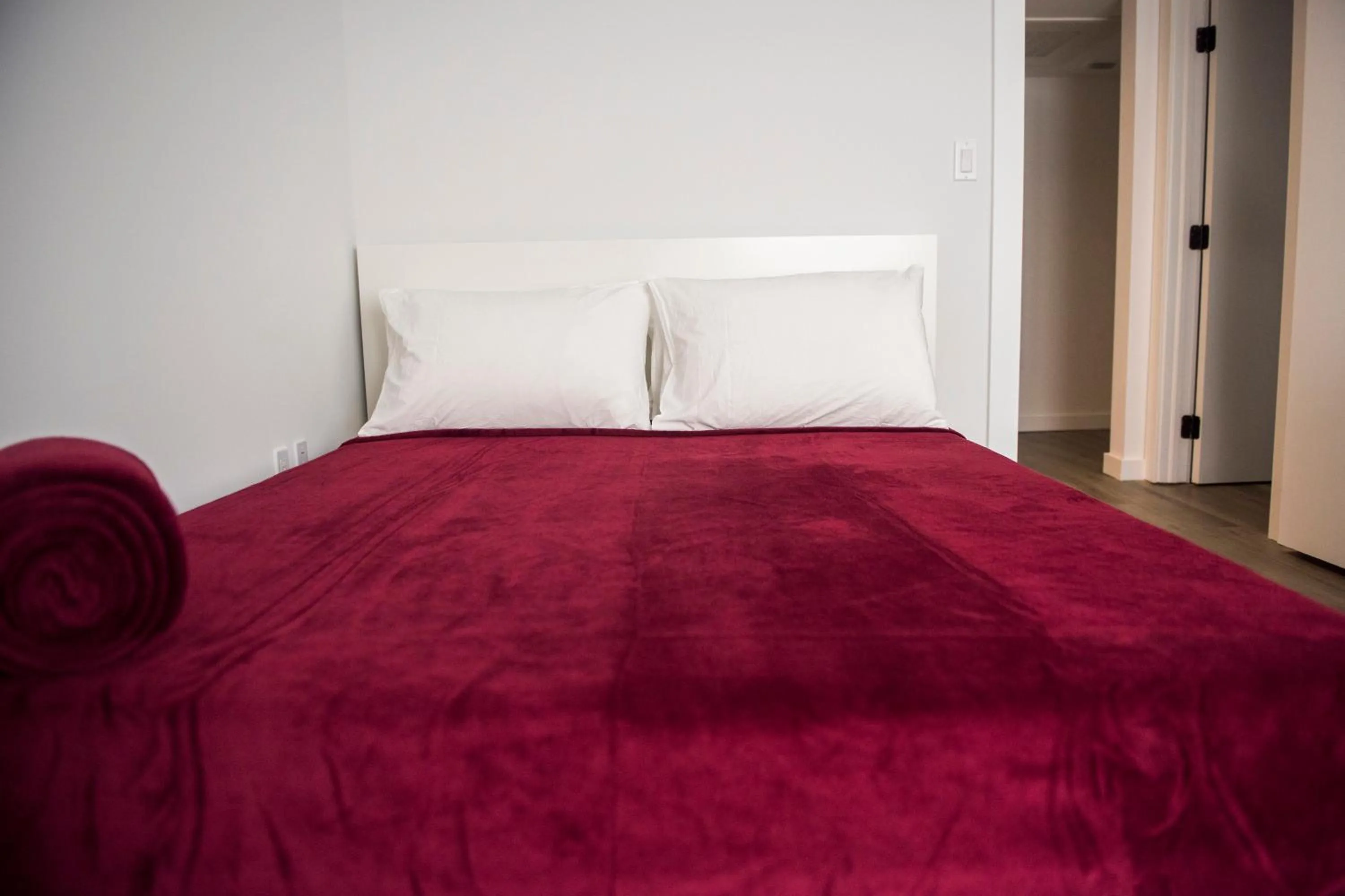 12th & Ocean Suites by LuxUrban