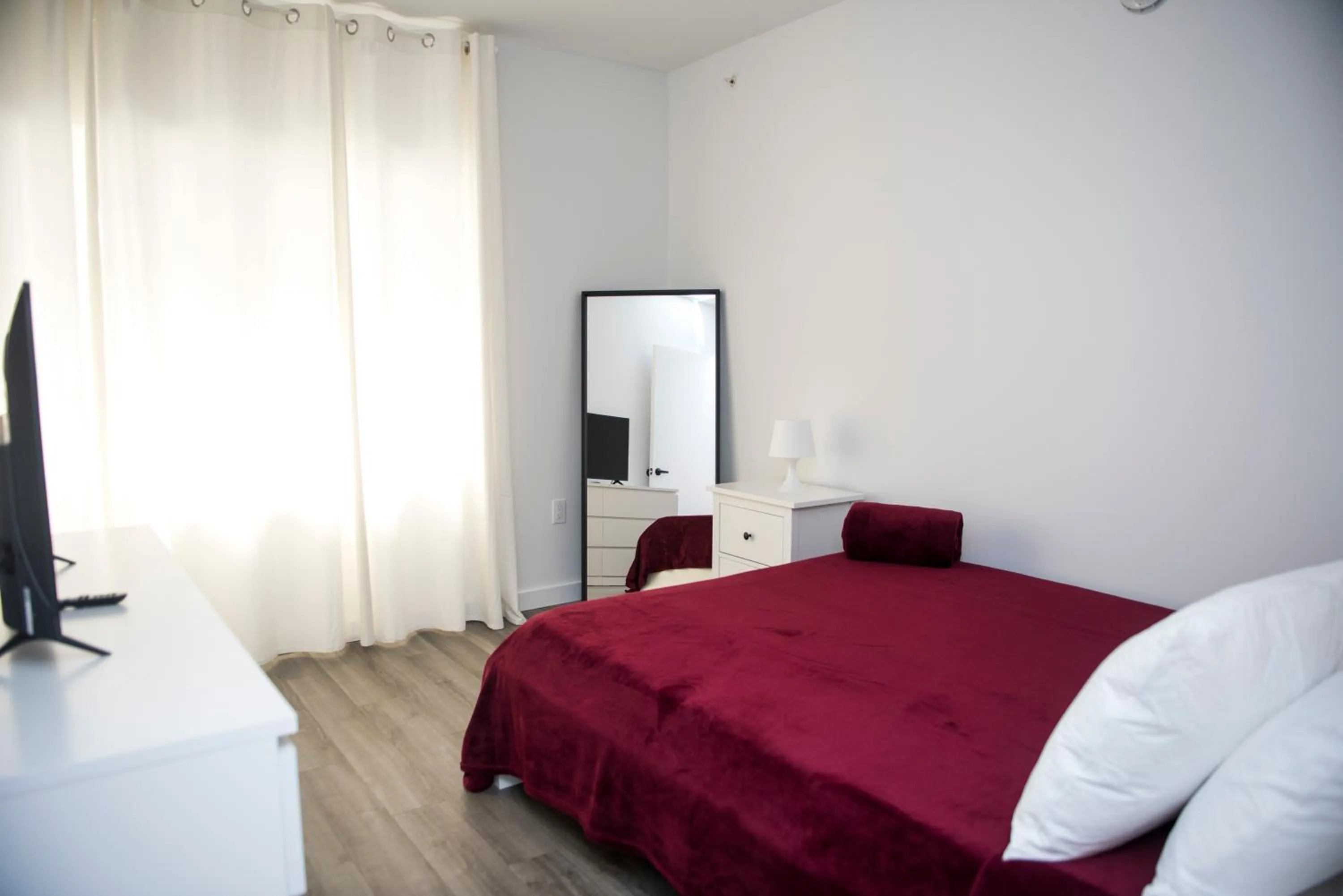 12th & Ocean Suites by LuxUrban