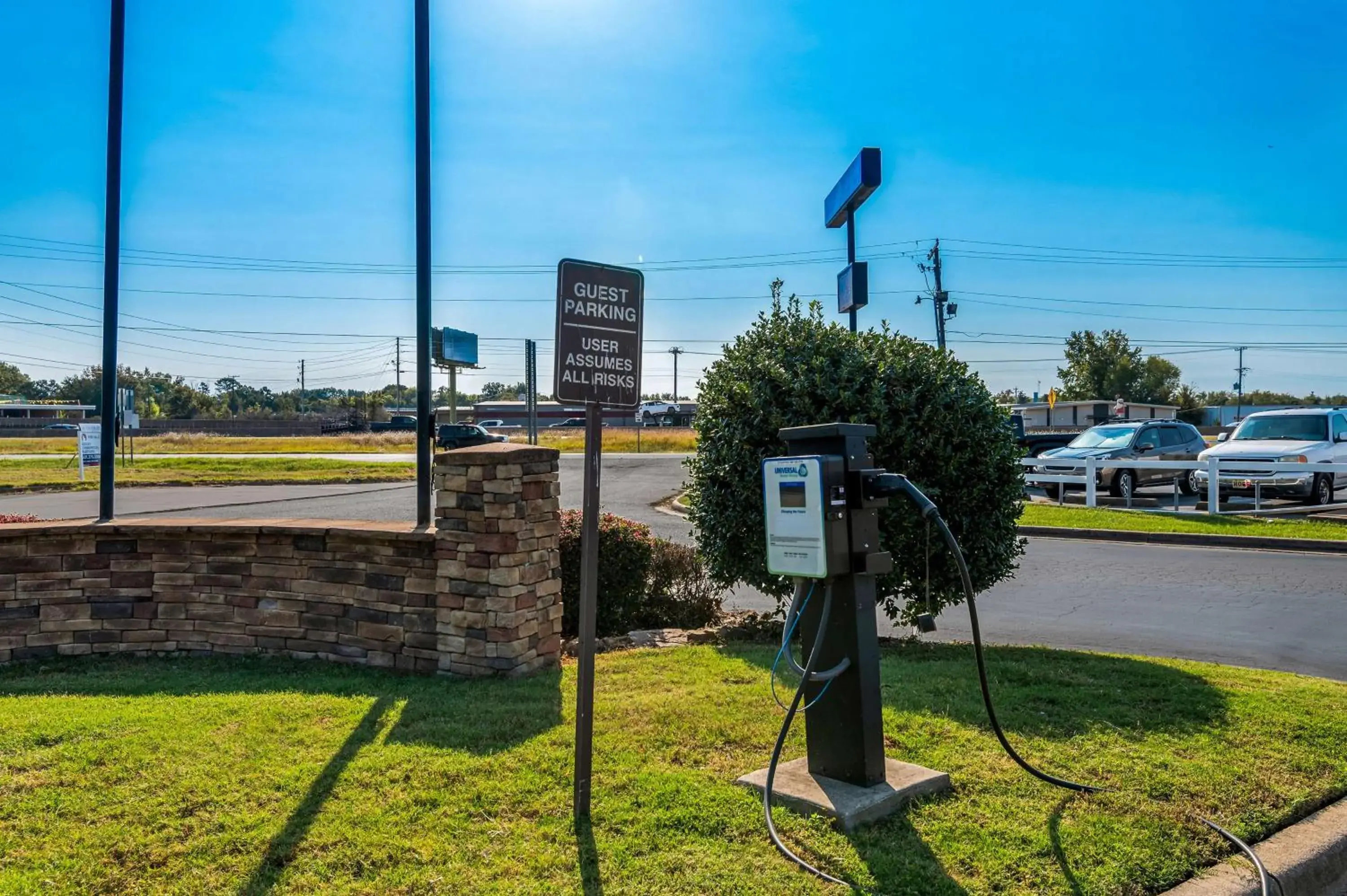 Property building in Best Western Sherwood Inn & Suites Property building in Best Western Sherwood Inn & Suites