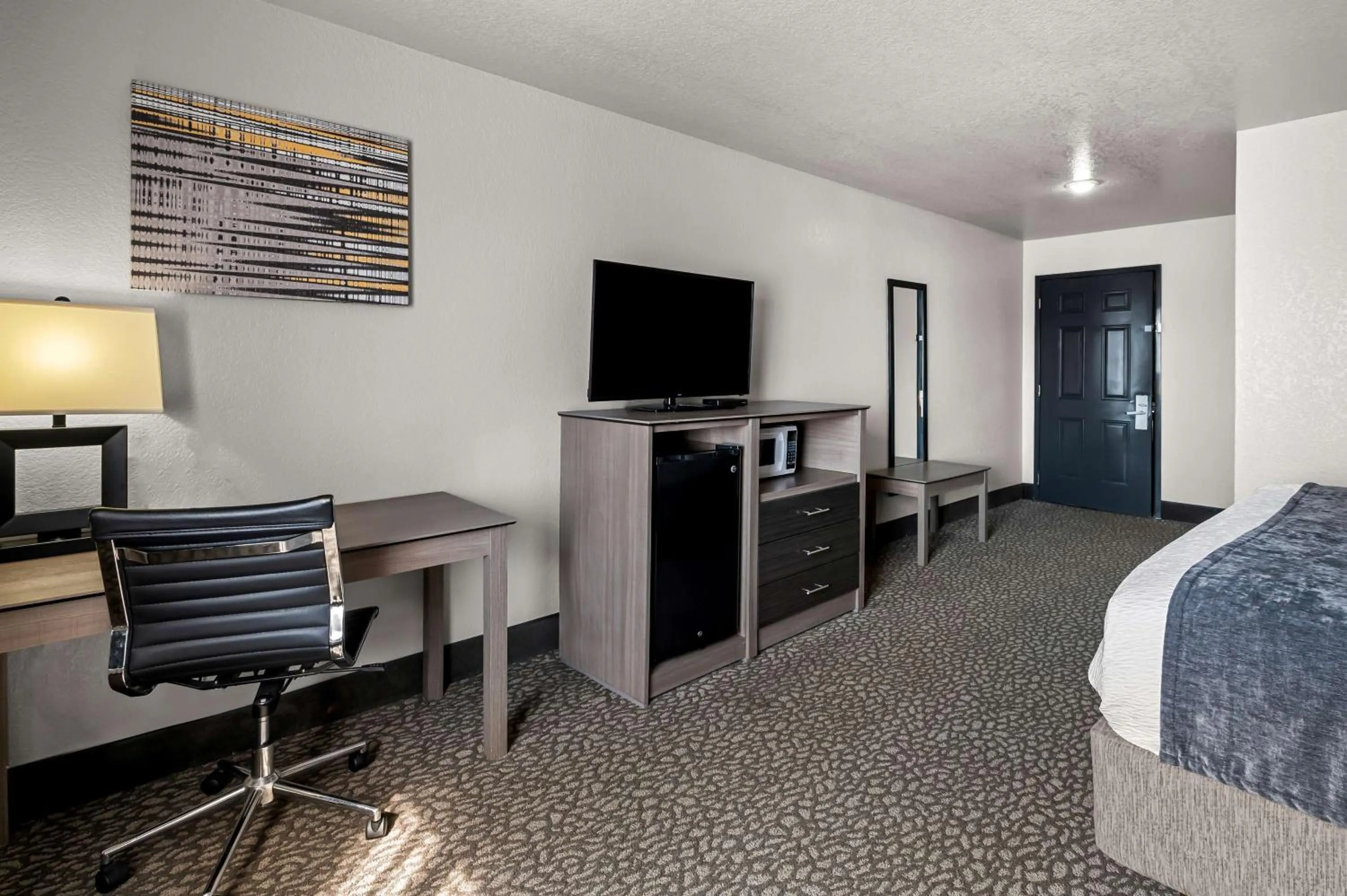 Bedroom in Best Western Sherwood Inn & Suites