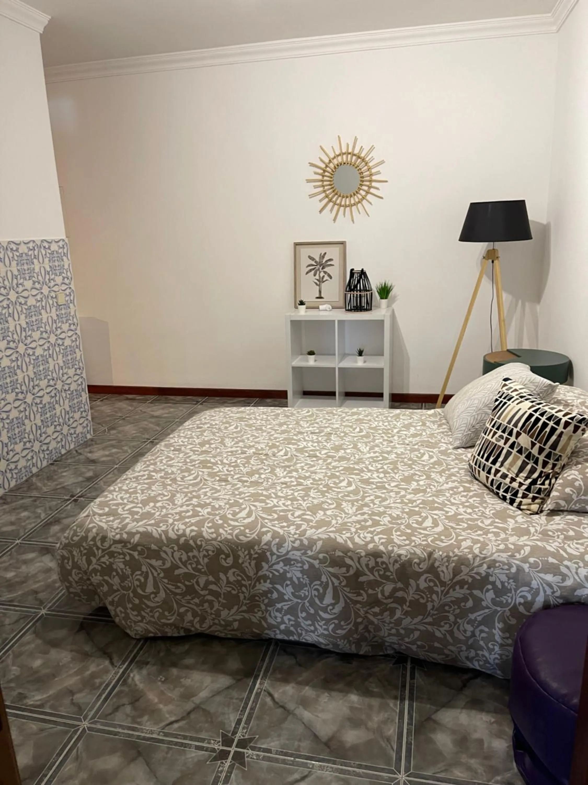 Photo of the whole room in Catloc & Kitcat Alojamento Local