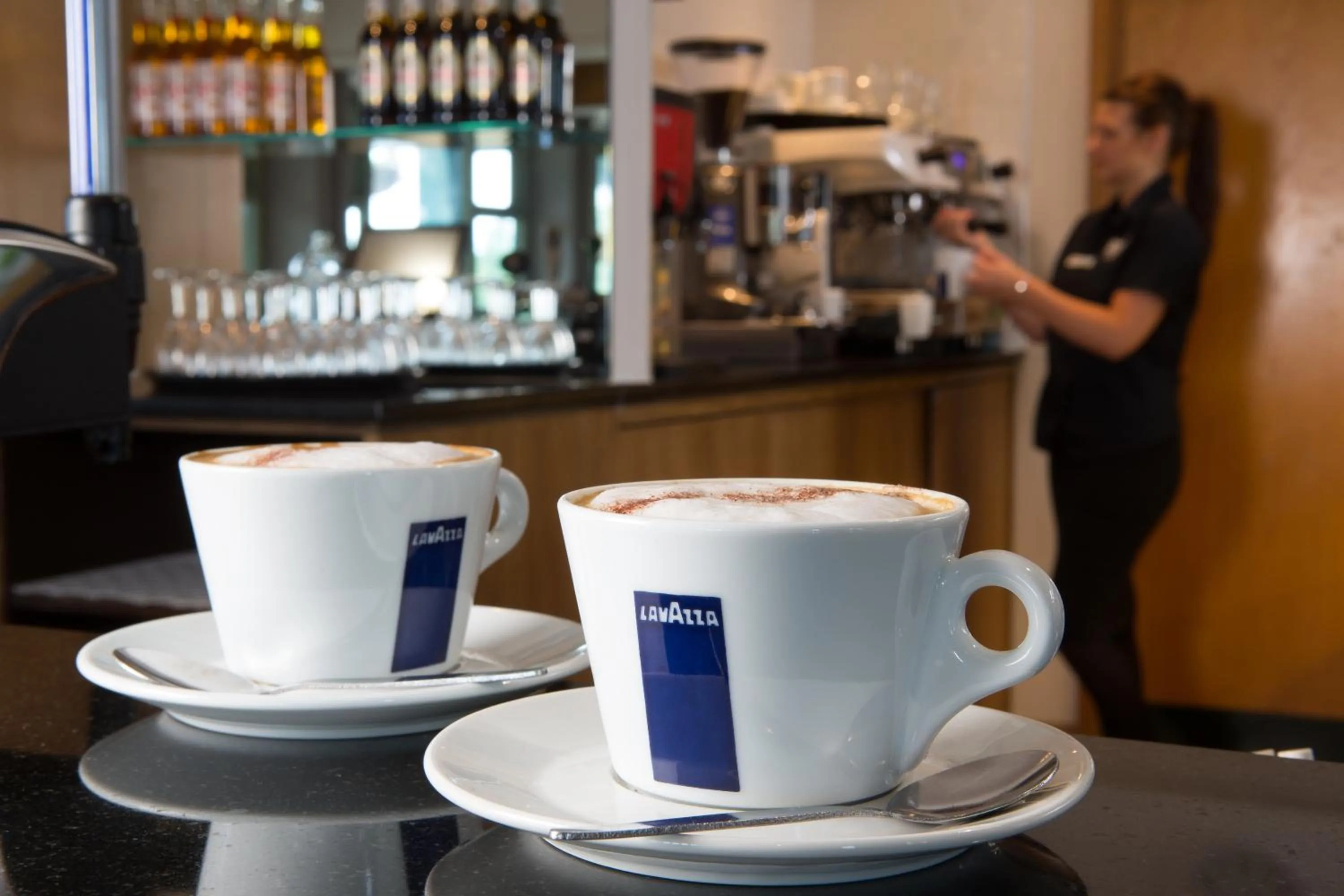 Restaurant/places to eat in Thornbury Lodge