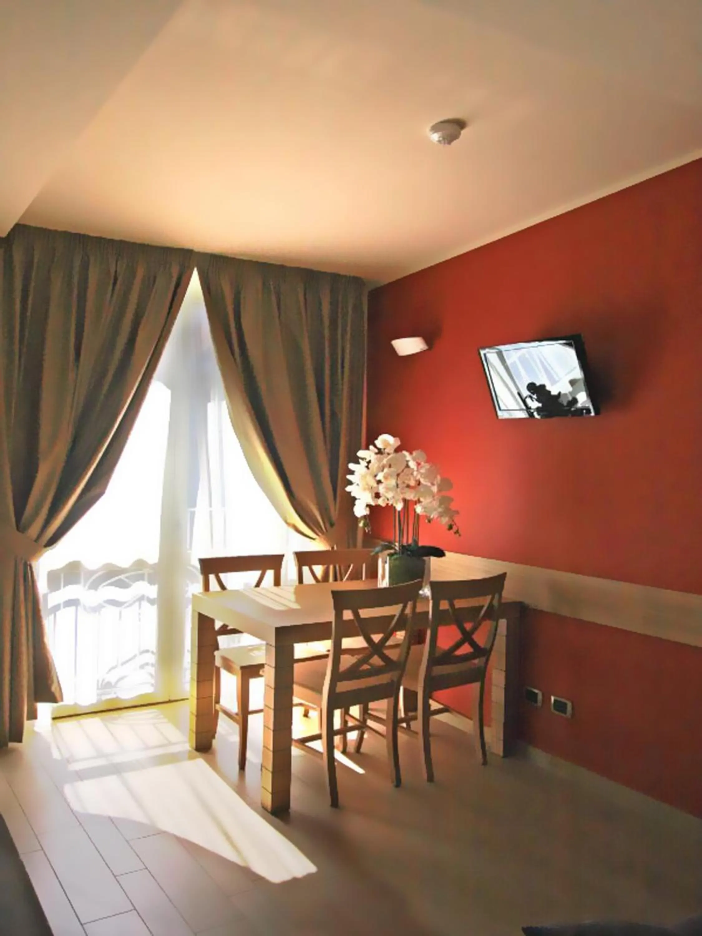 Dining area in Relais Concorde