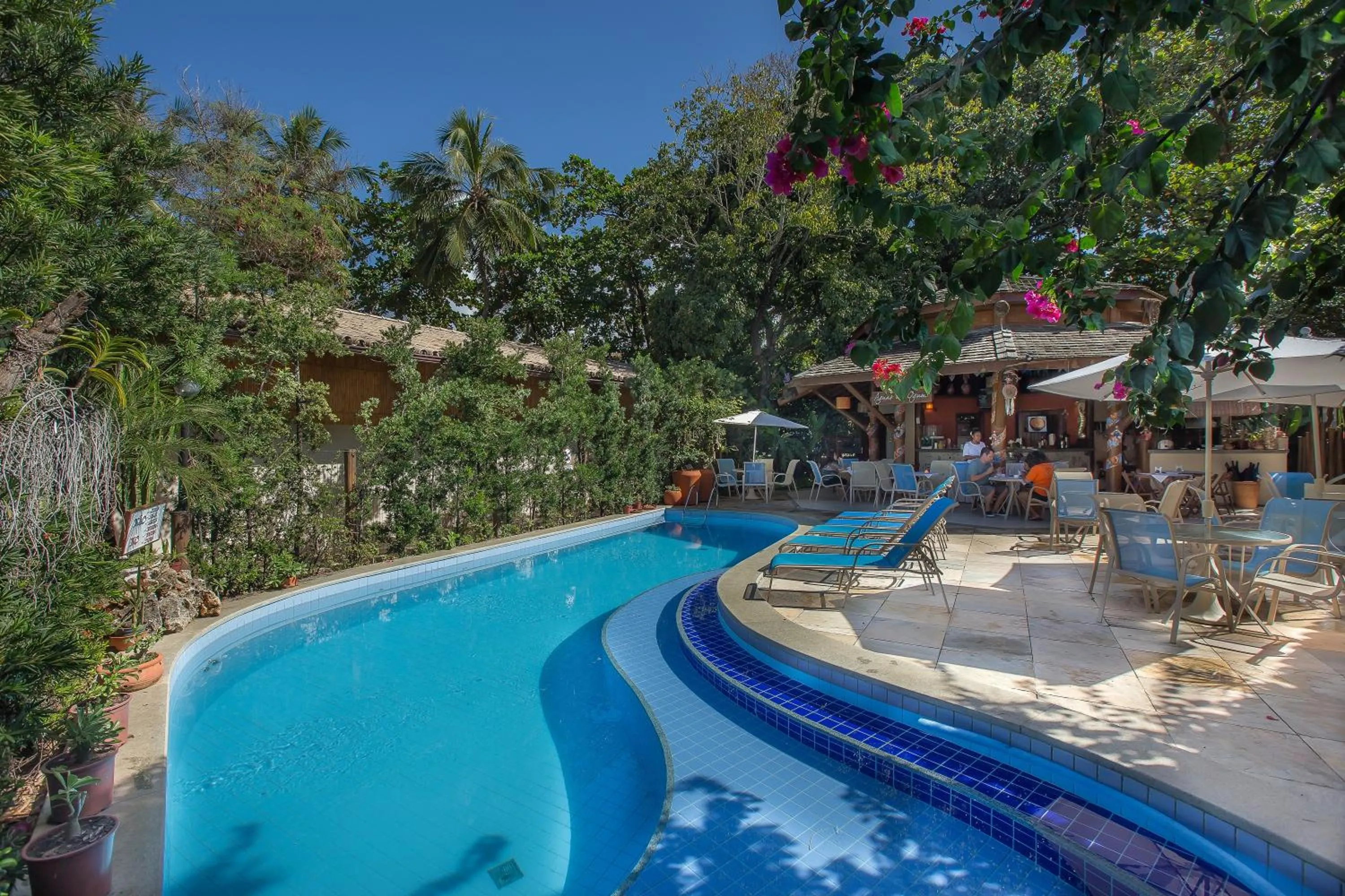 Swimming pool in Pousada Ogum Marinho