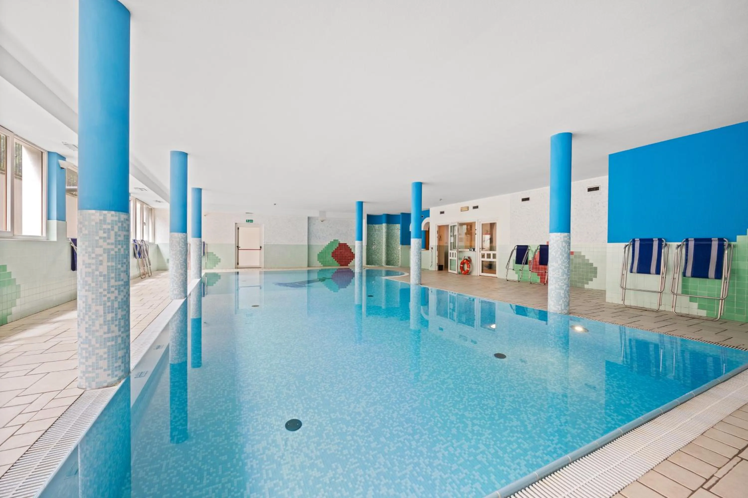 Swimming pool in Aparthotel Princess