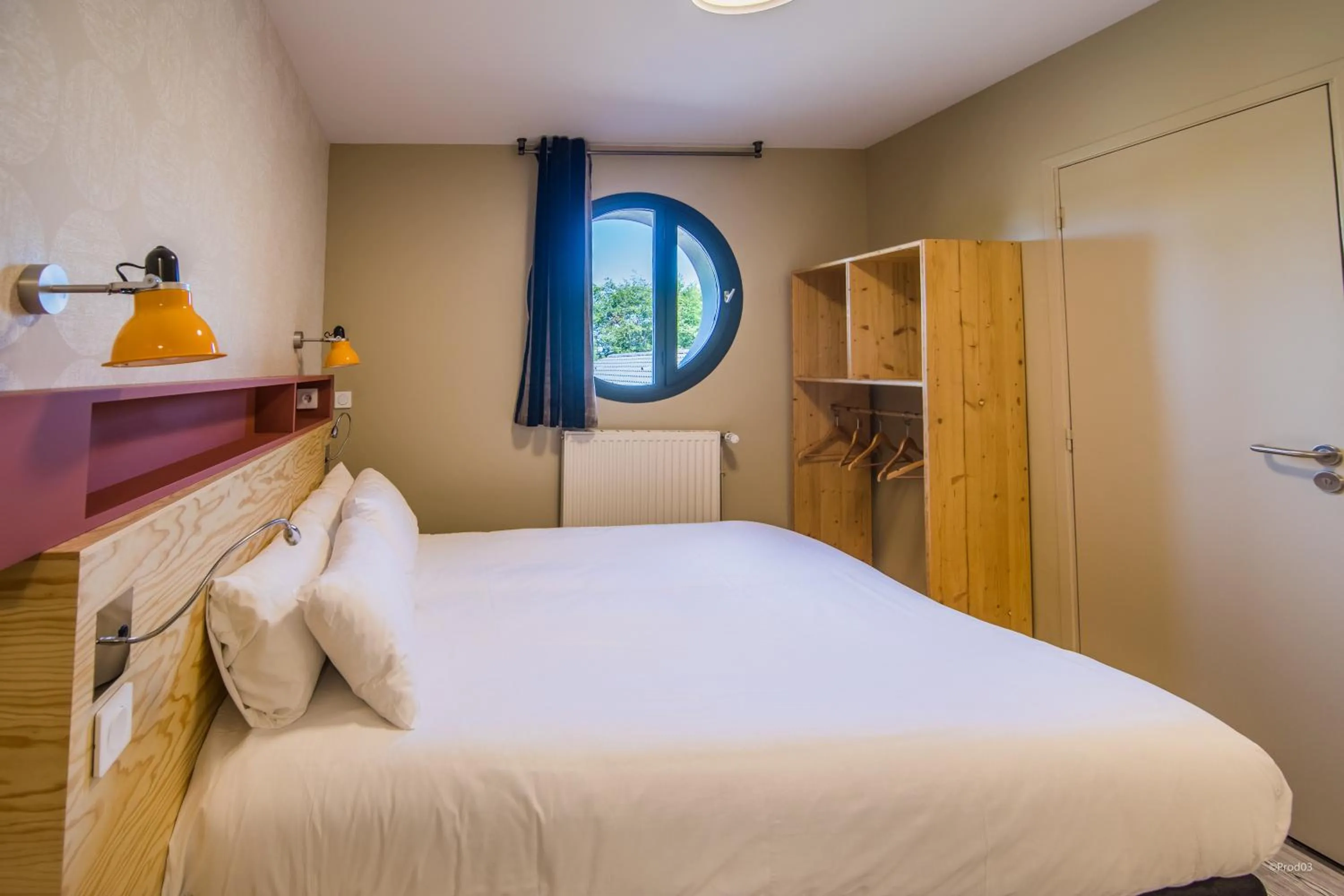 Photo of the whole room, Bed in Archipel Volcans
