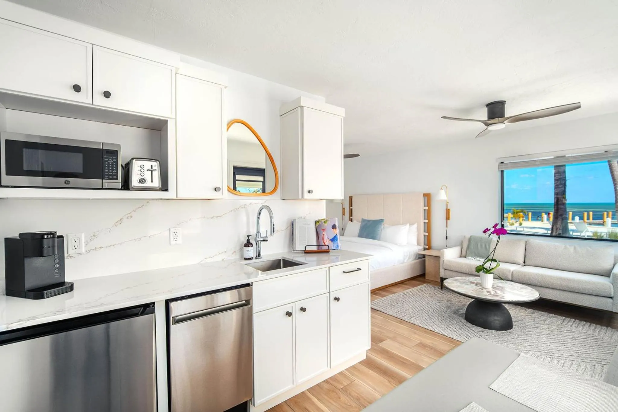 Pines &amp; Palms Resort