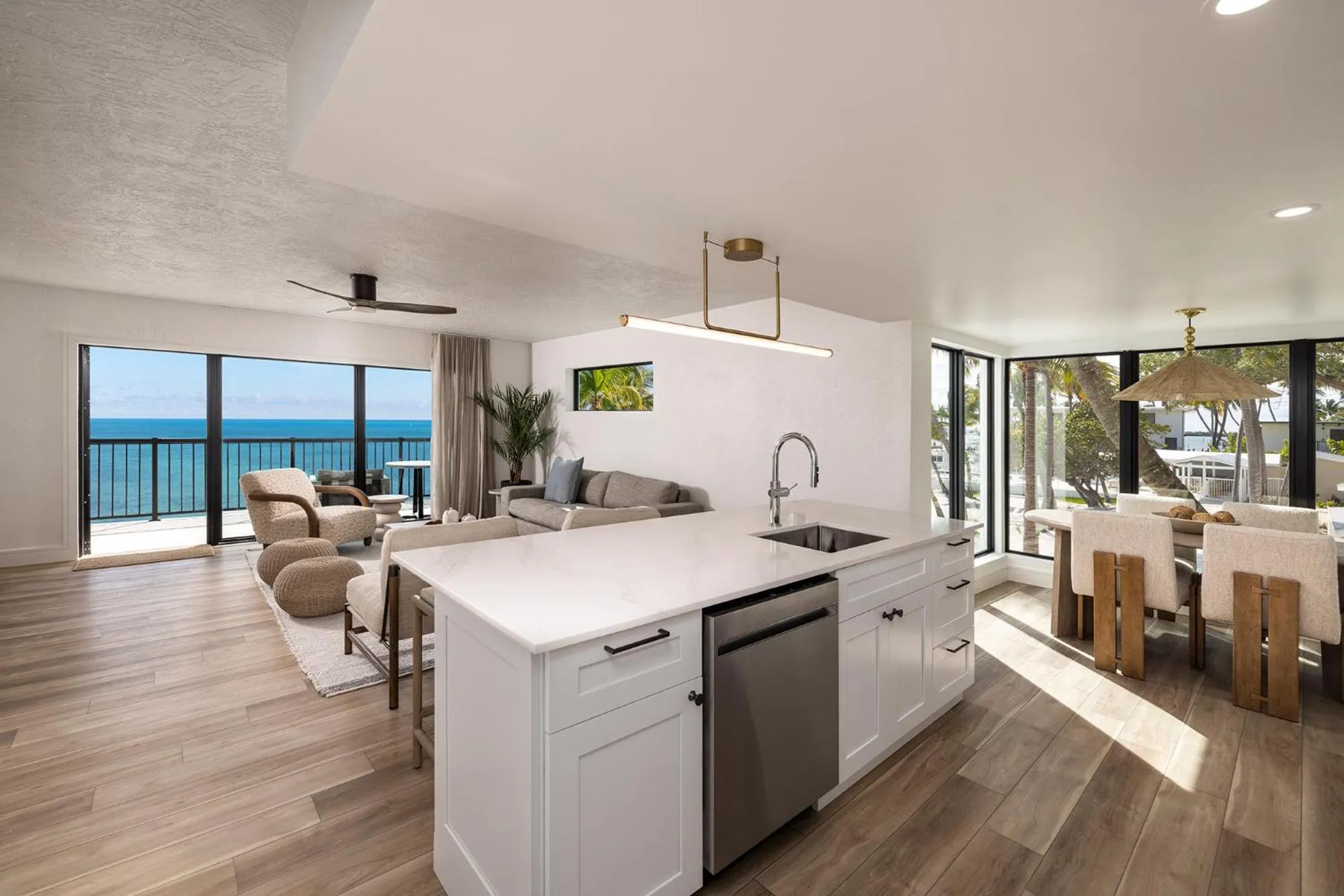 Pines &amp; Palms Resort