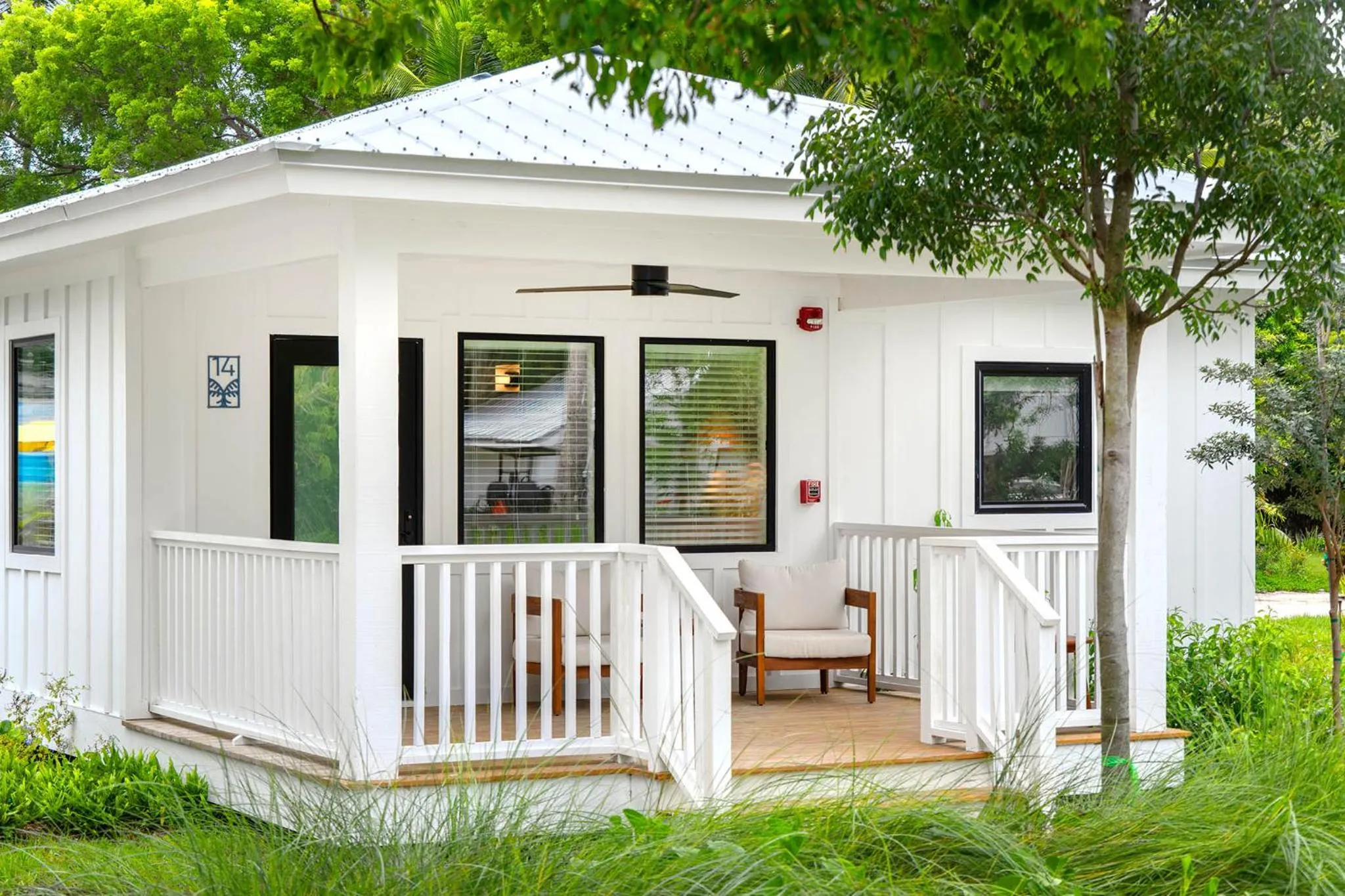 Pines &amp; Palms Resort