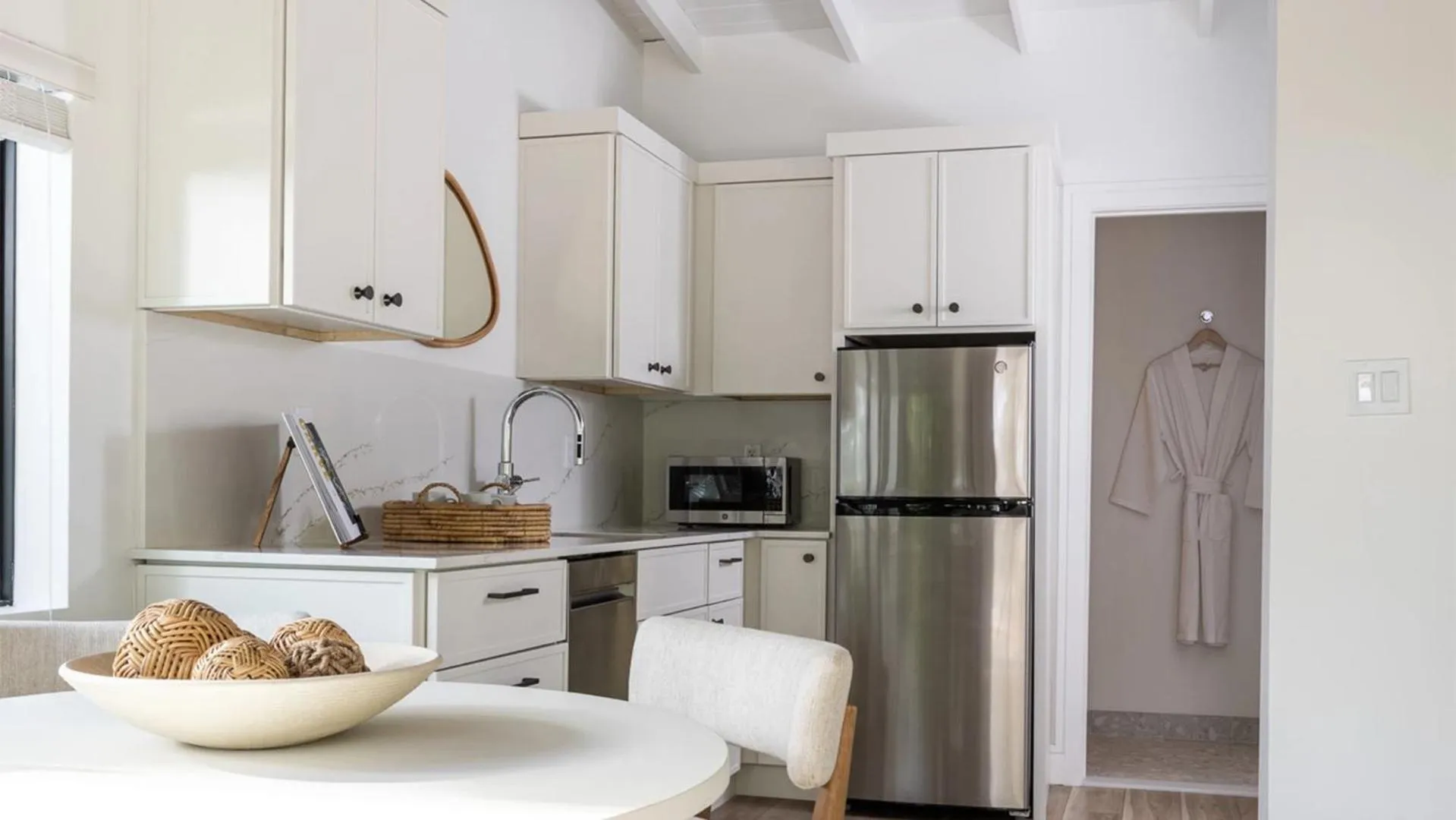 Pines &amp; Palms Resort