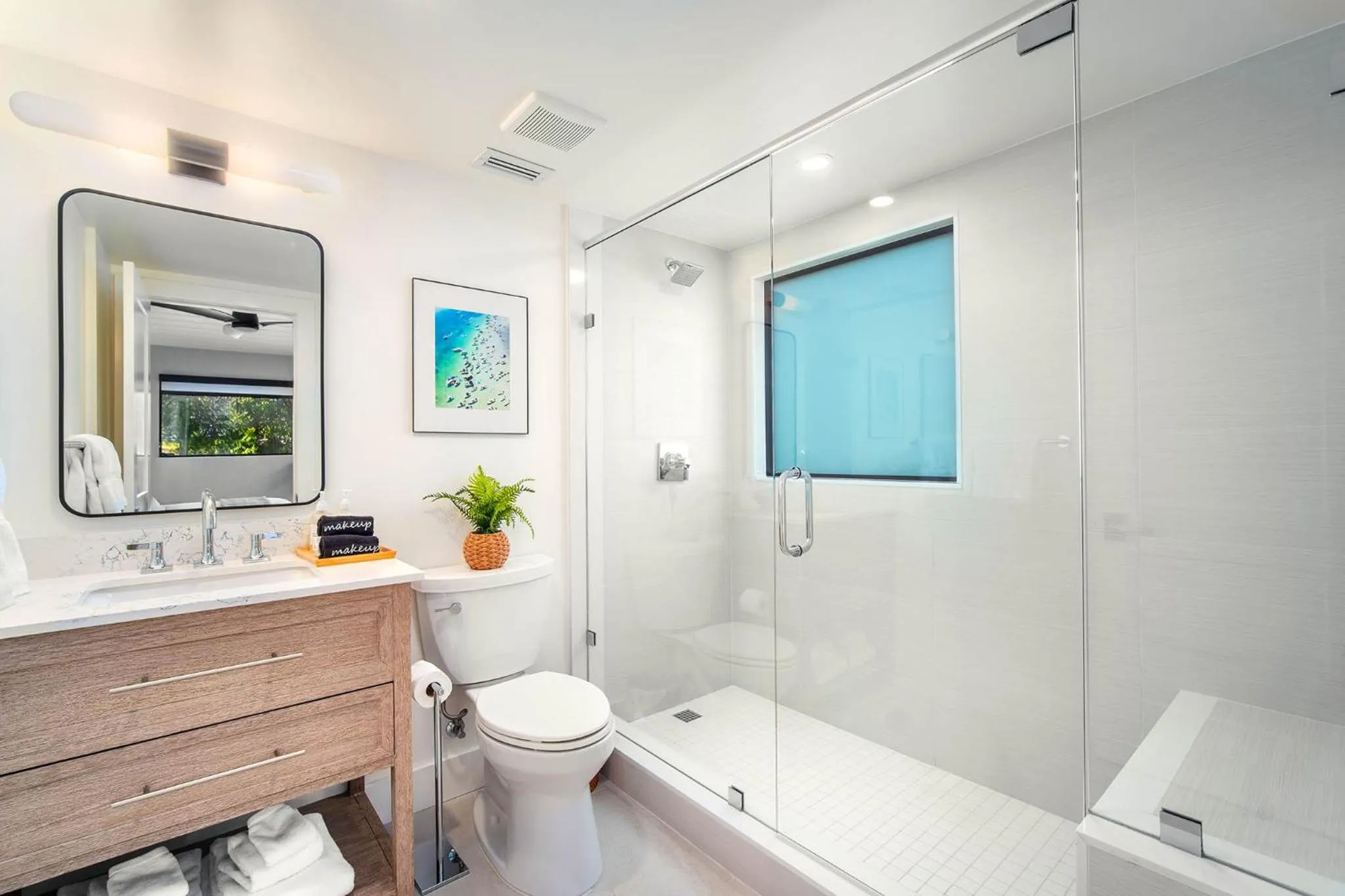 Pines &amp; Palms Resort