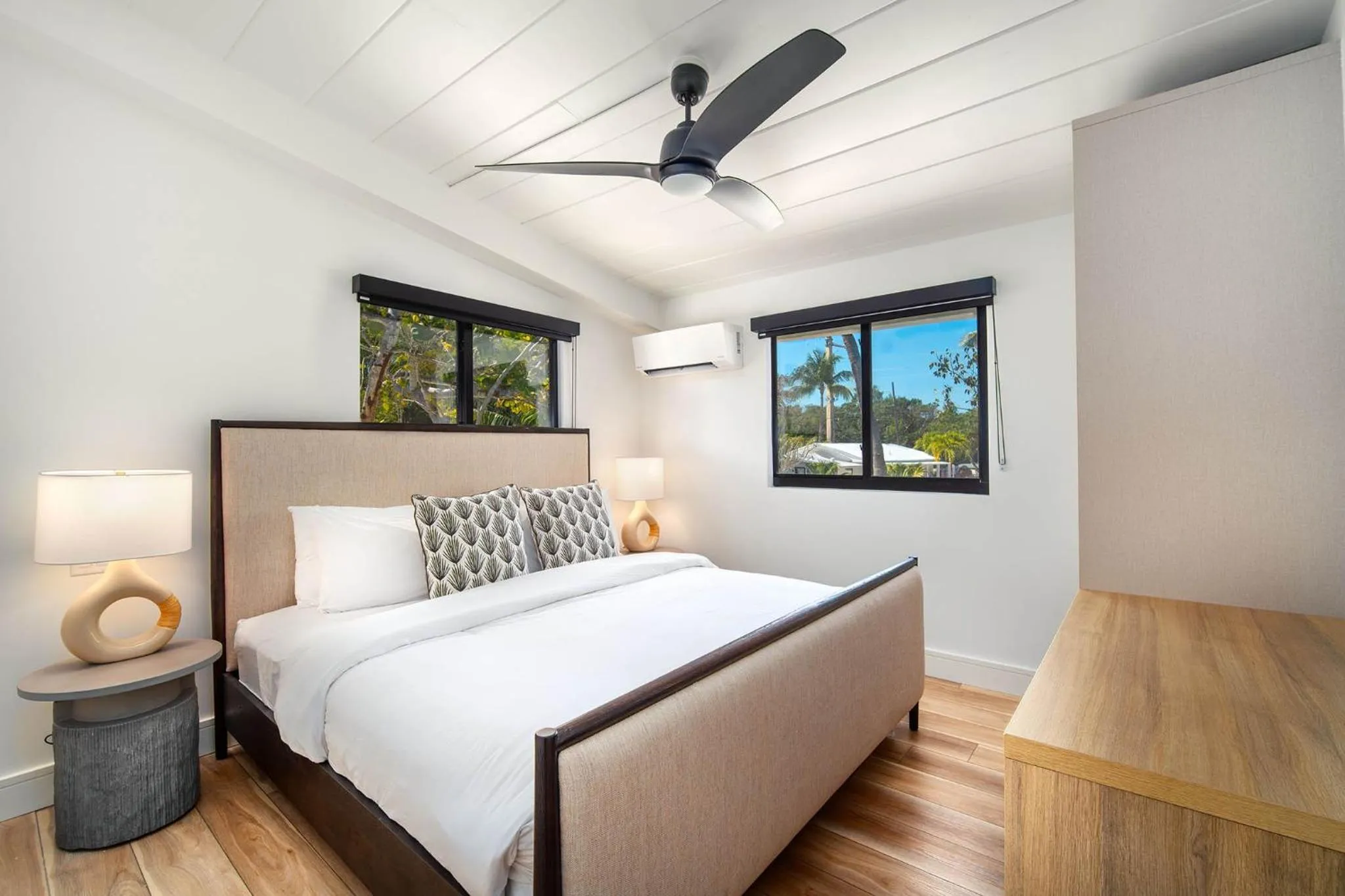 Bed in Pines &amp; Palms Resort