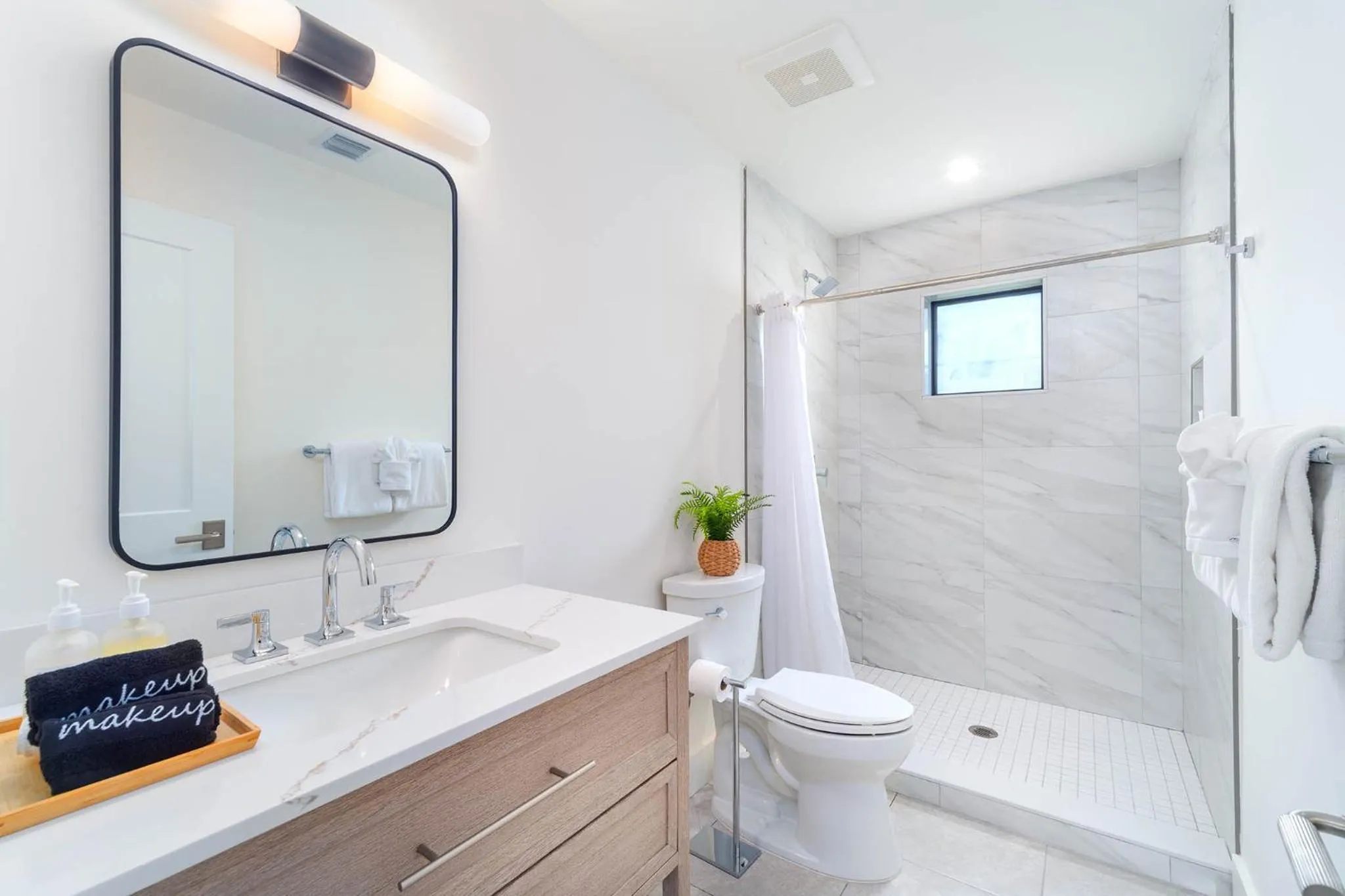 Pines &amp; Palms Resort