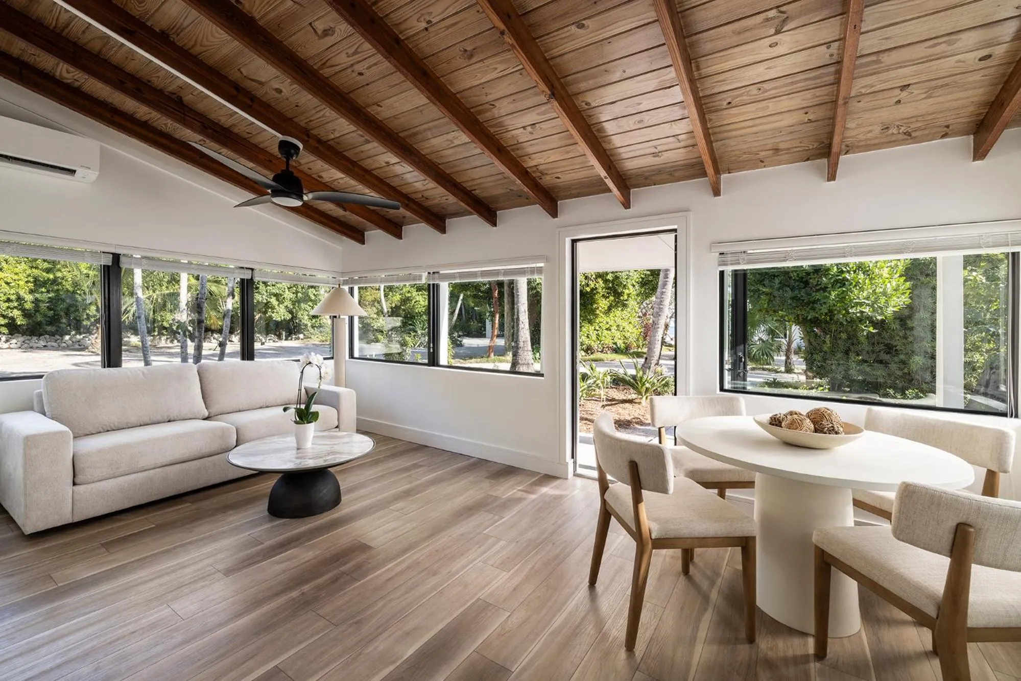 Pines &amp; Palms Resort