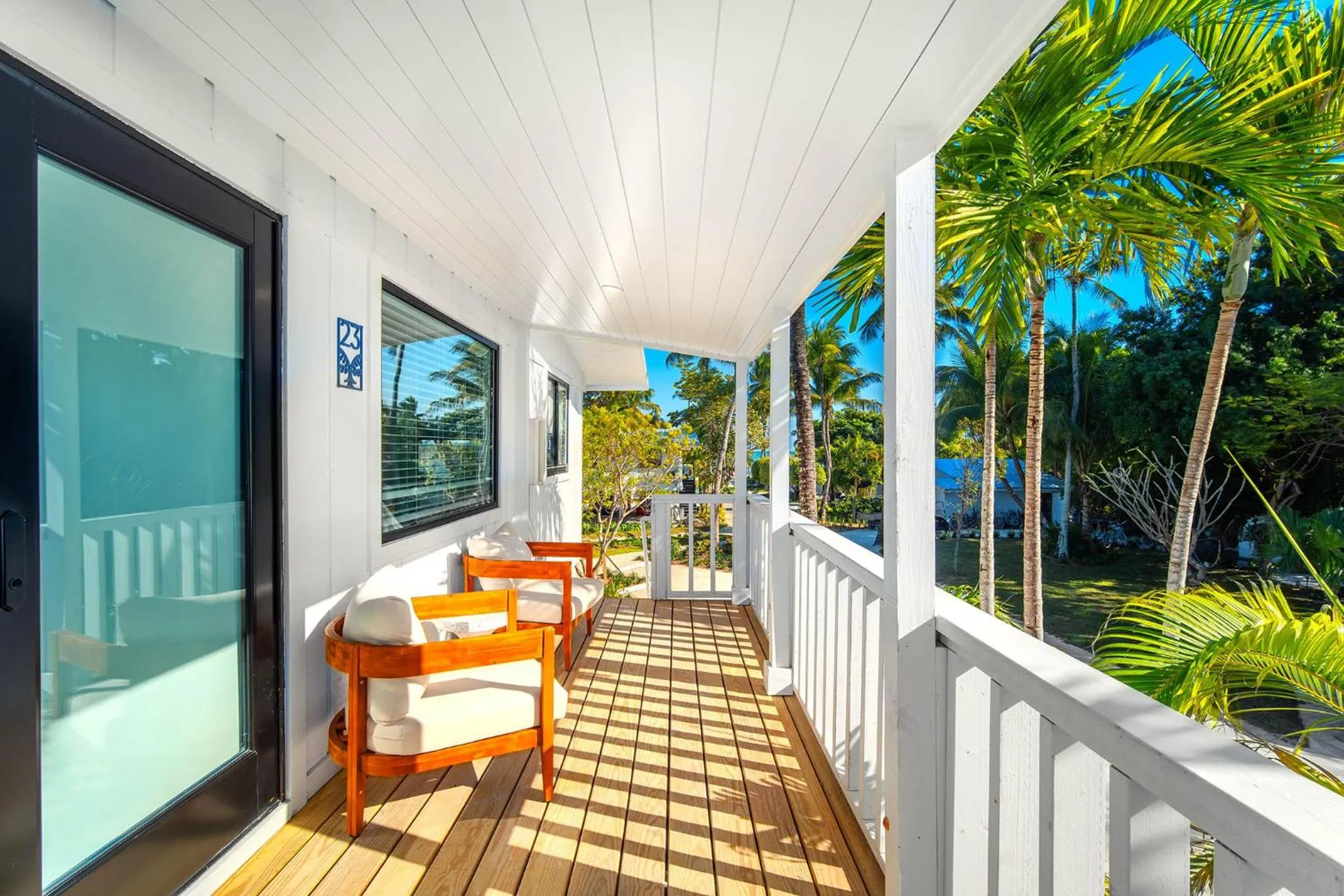 Pines &amp; Palms Resort