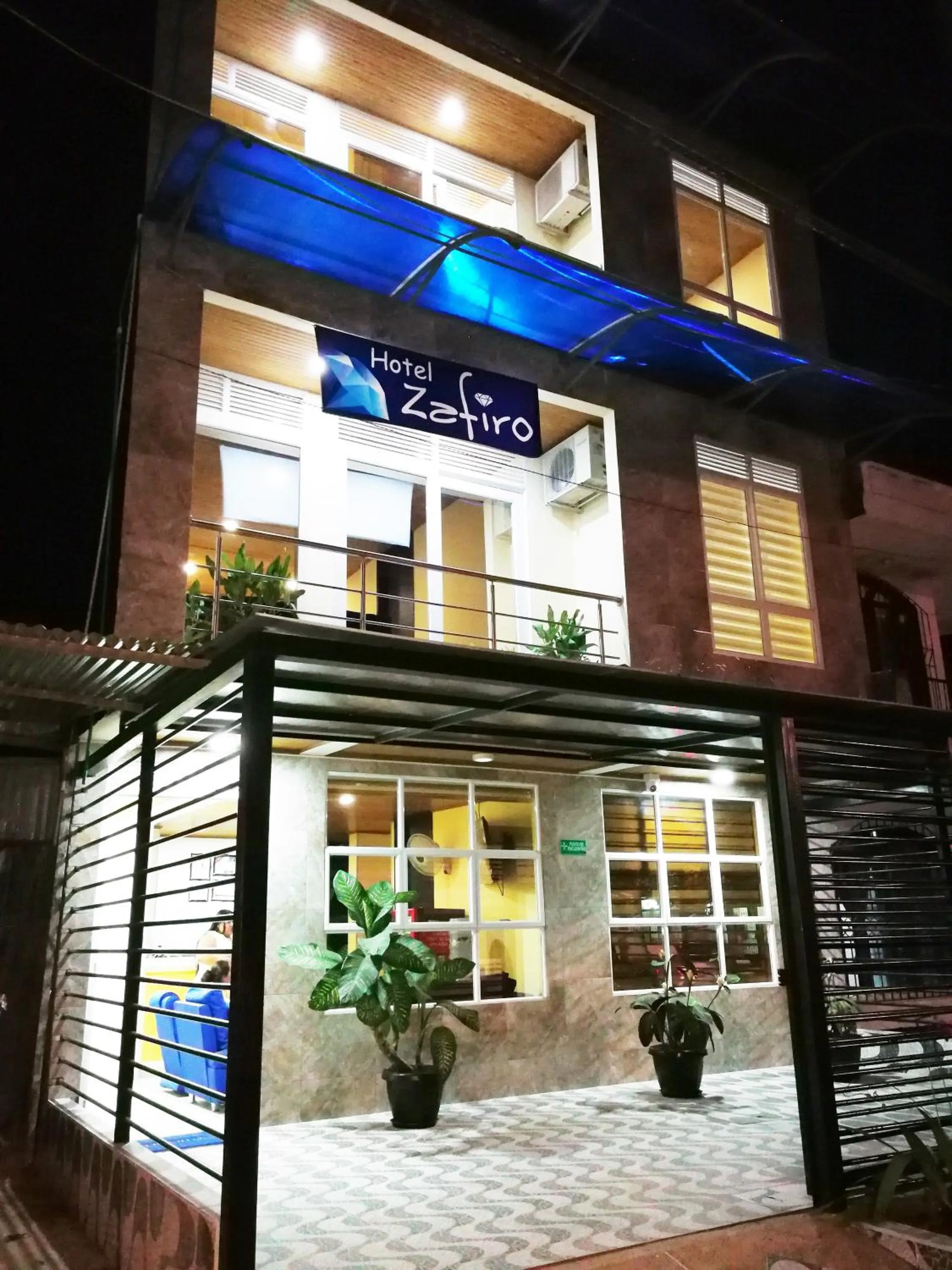 Property building in Hotel Zafiro