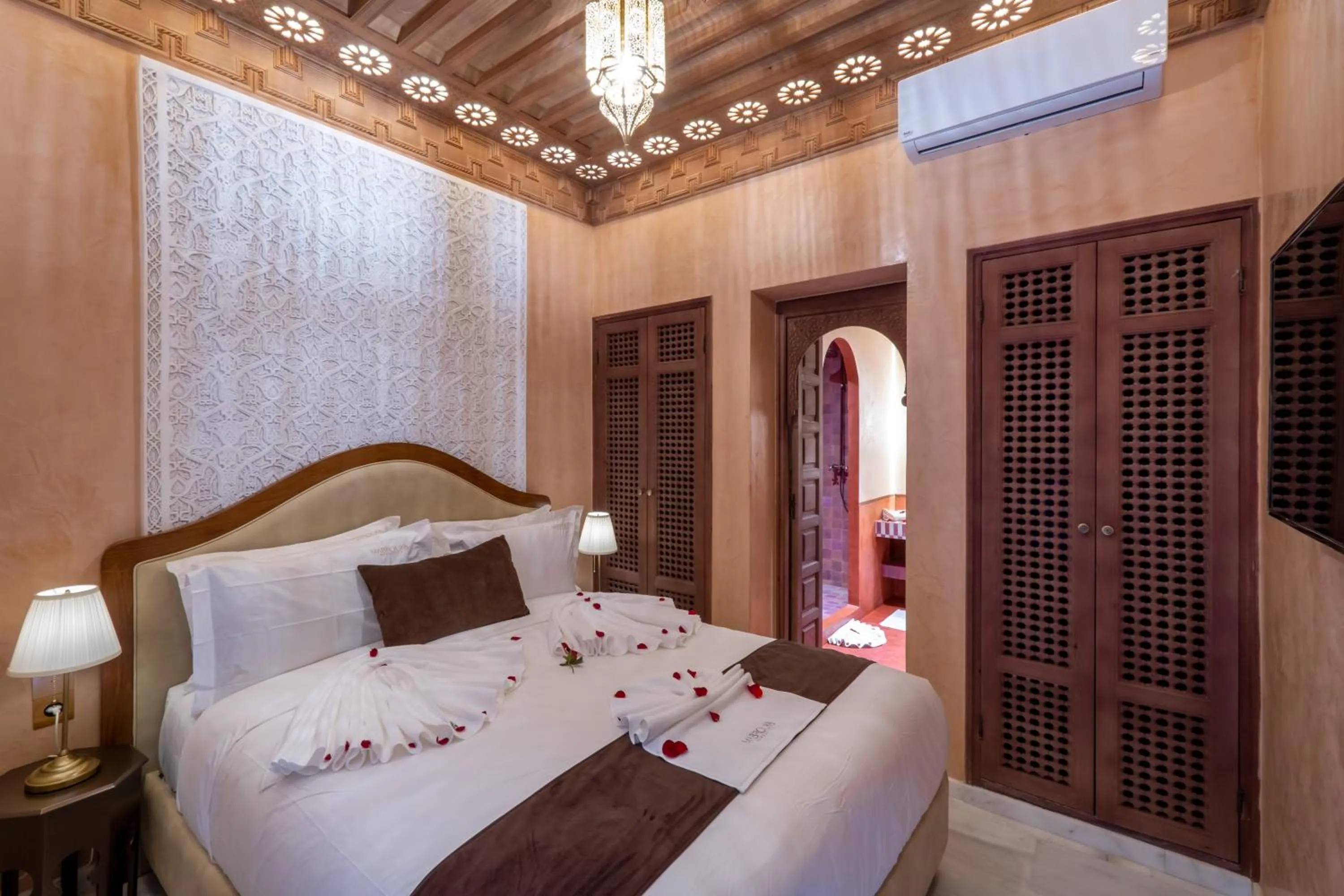 Bed in Riad Mabrouk