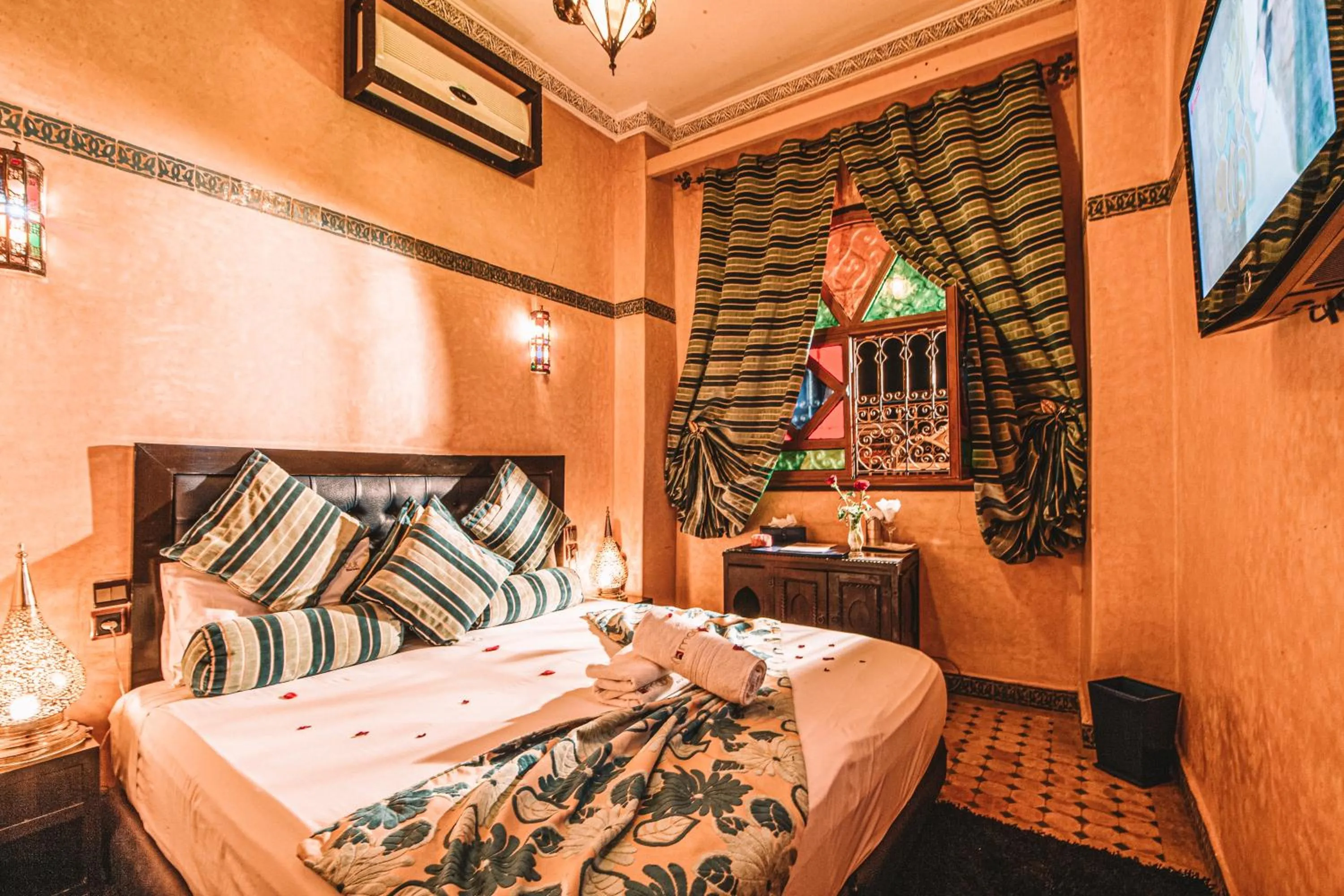 Bed in Riad Mabrouk