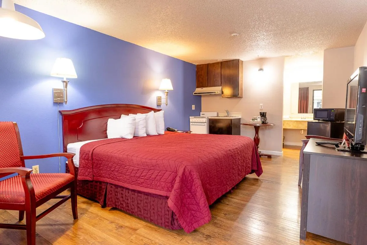 Bed in Motel Puyallup