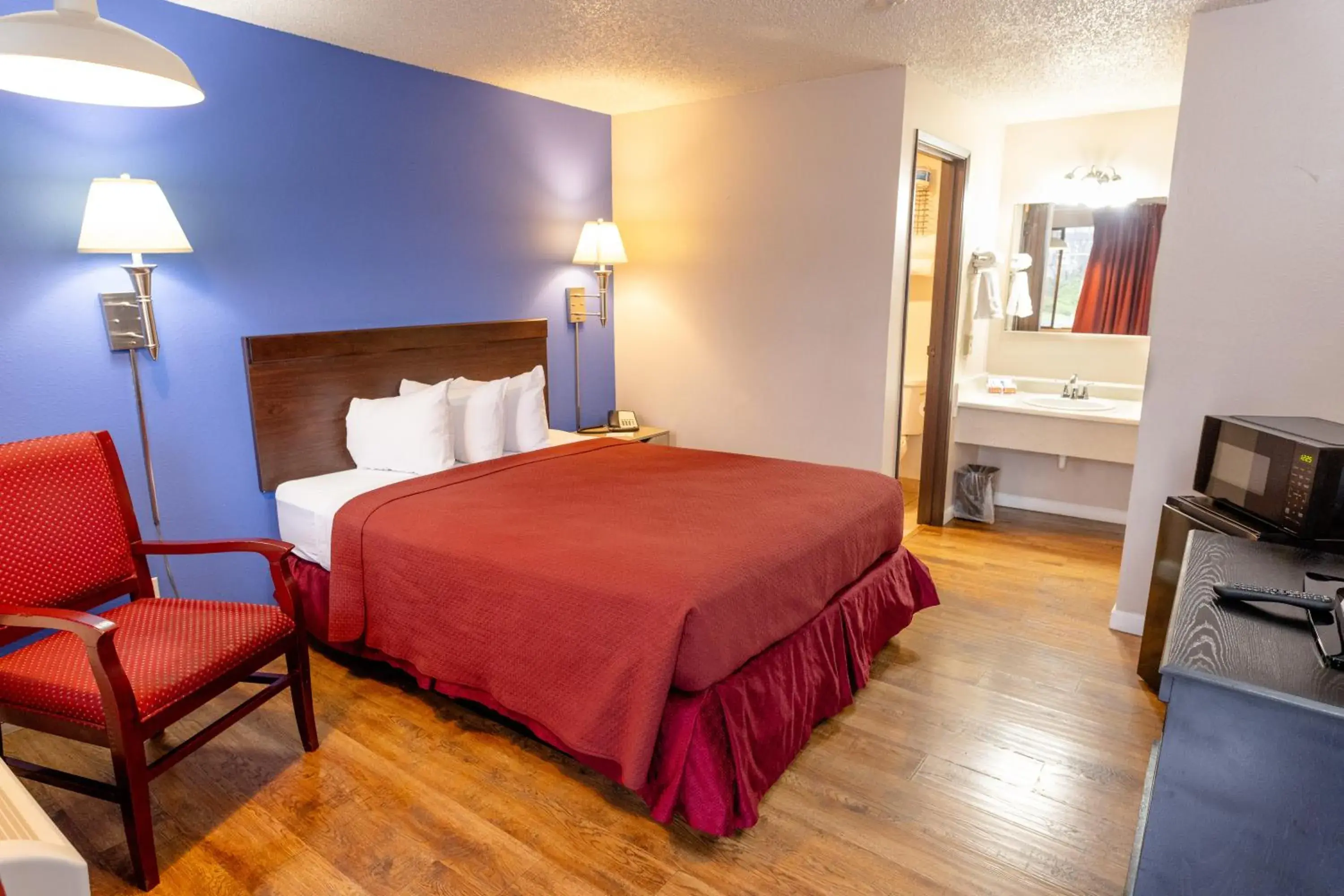 Standard Single Room - single occupancy in Motel Puyallup Standard Single Room - single occupancy in Motel Puyallup