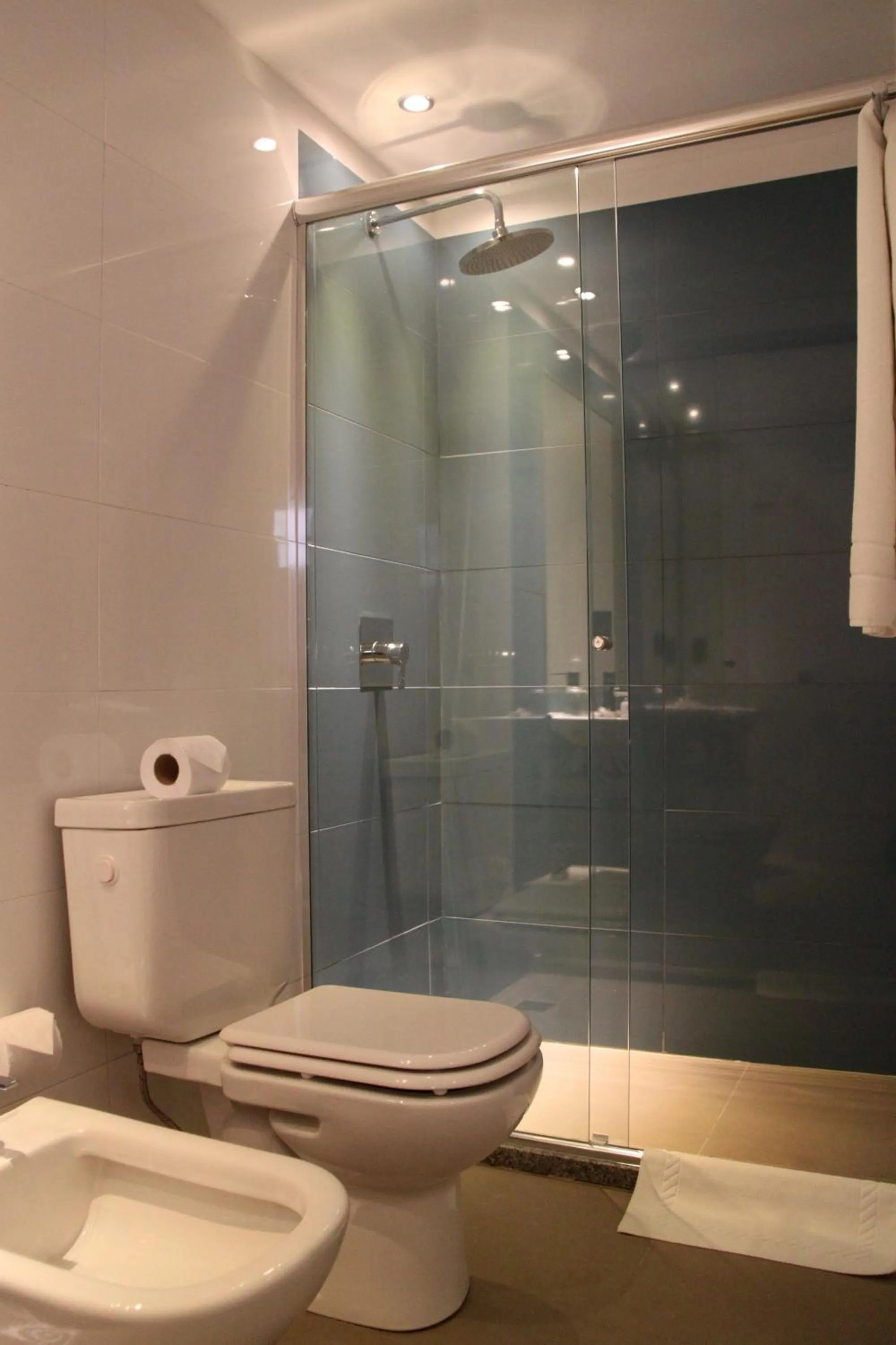 Bathroom in Hotel Florinda