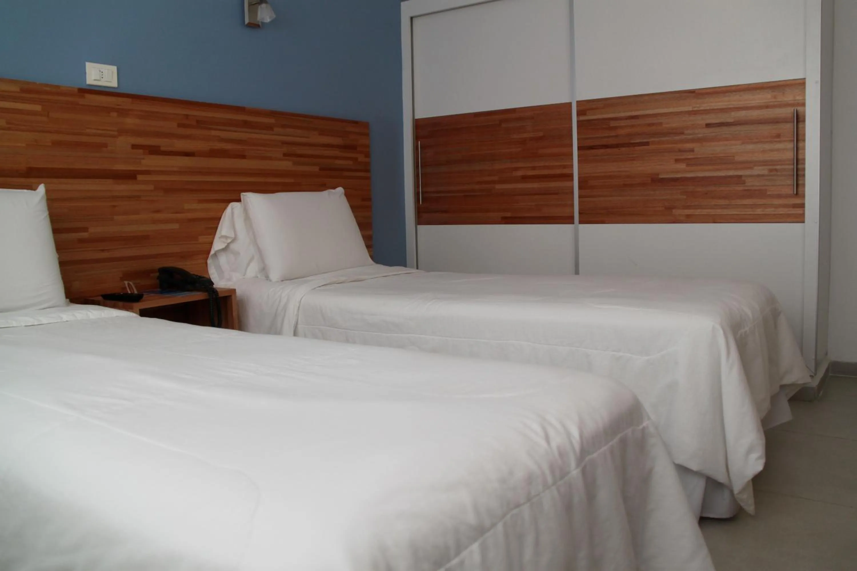 Bedroom, Bed in Hotel Florinda