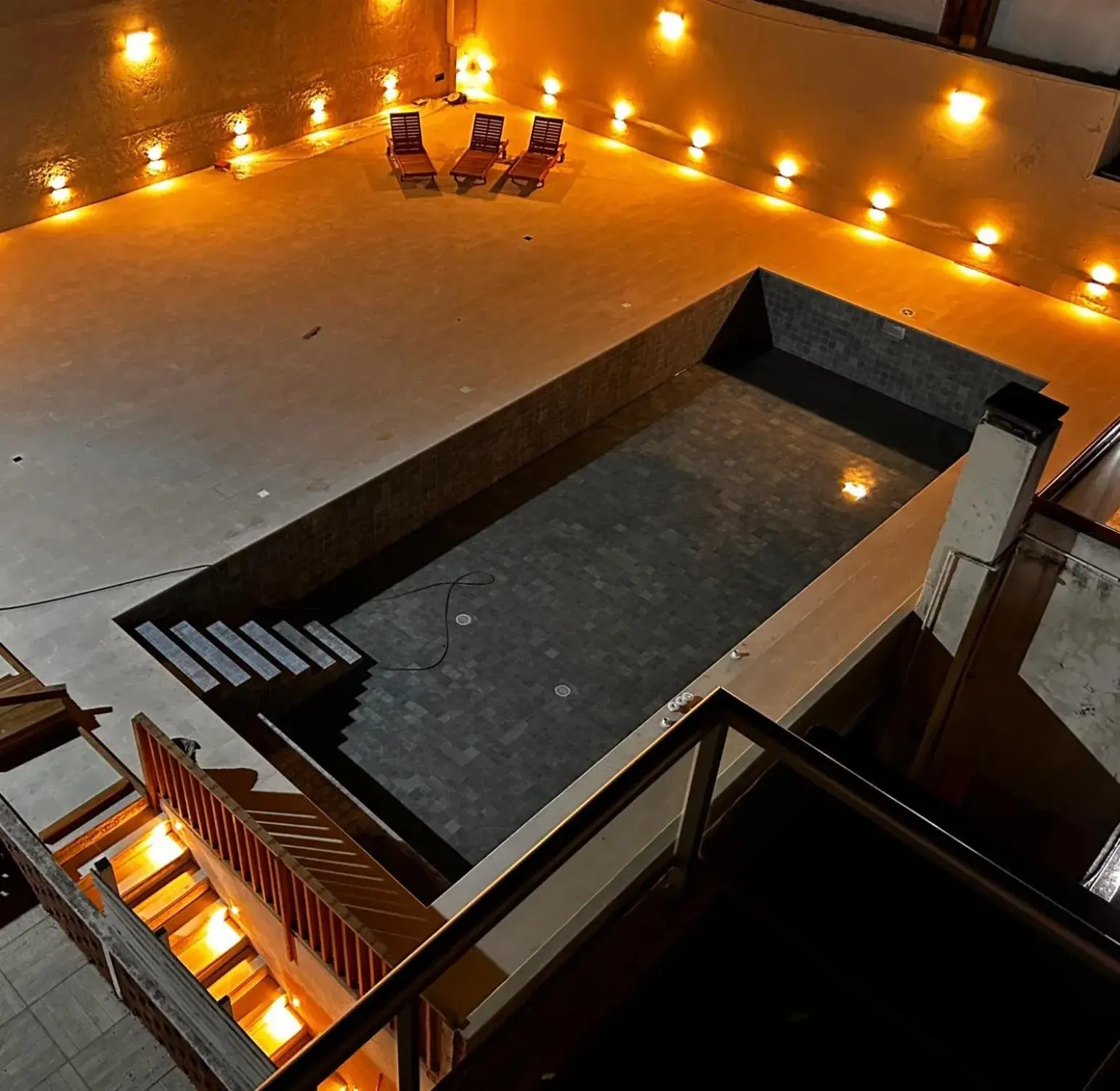 Swimming pool in Hotel Florinda Swimming pool in Hotel Florinda