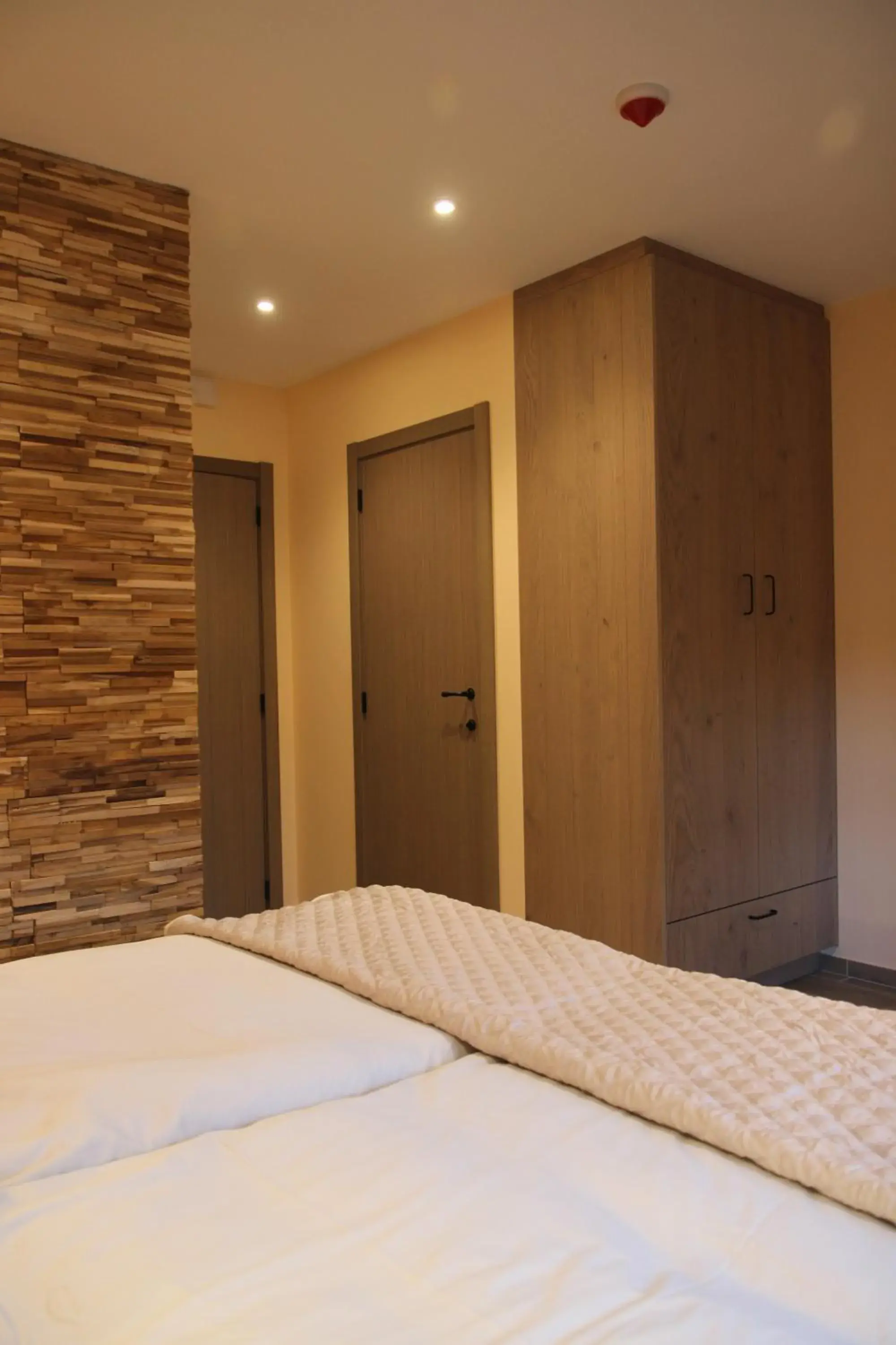 Deluxe Twin Room - single occupancy in B&B Dotter 17 Deluxe Twin Room - single occupancy in B&B Dotter 17