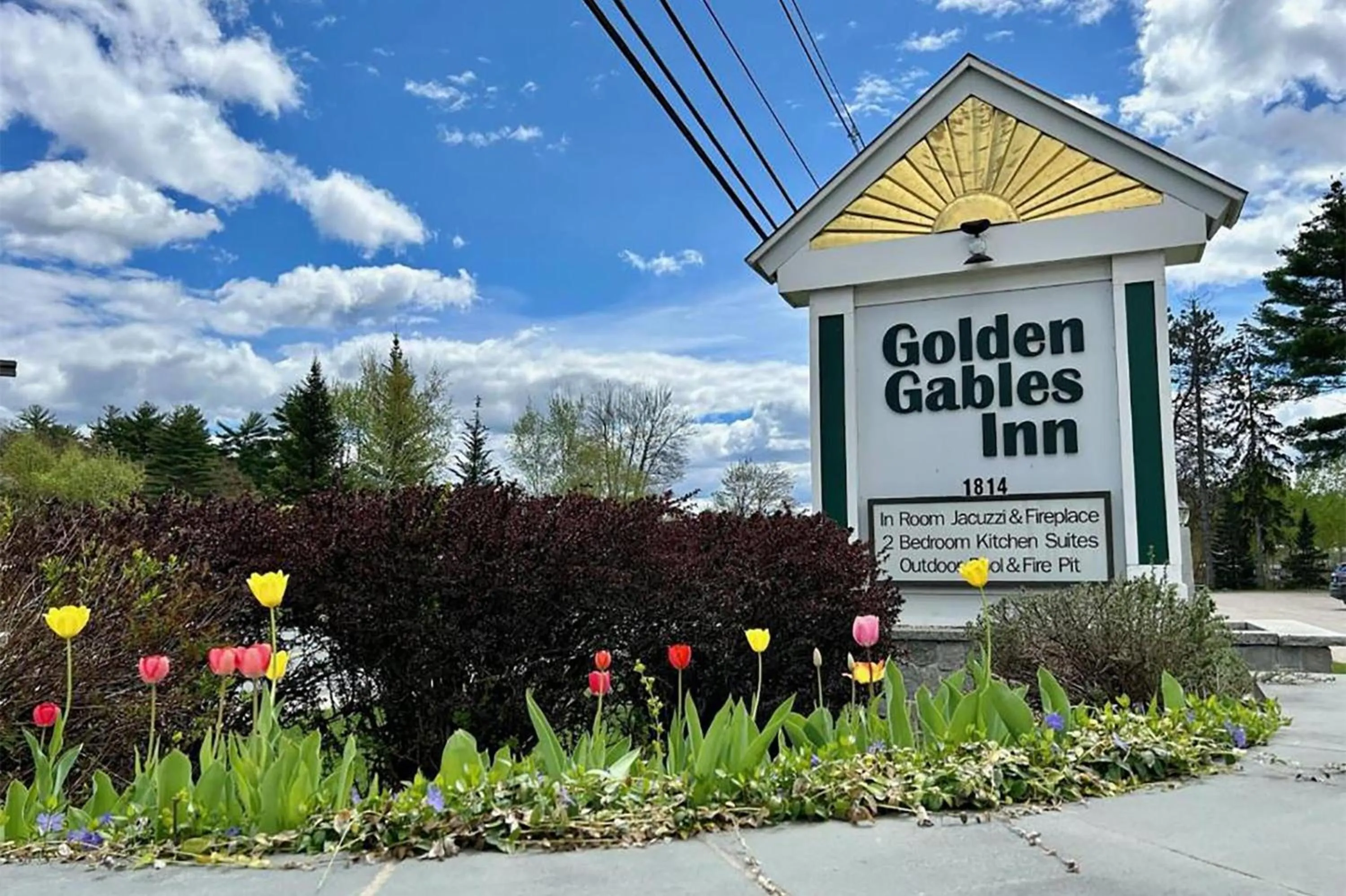 Property building in Golden Gables Inn Dazzler Select by Wyndham